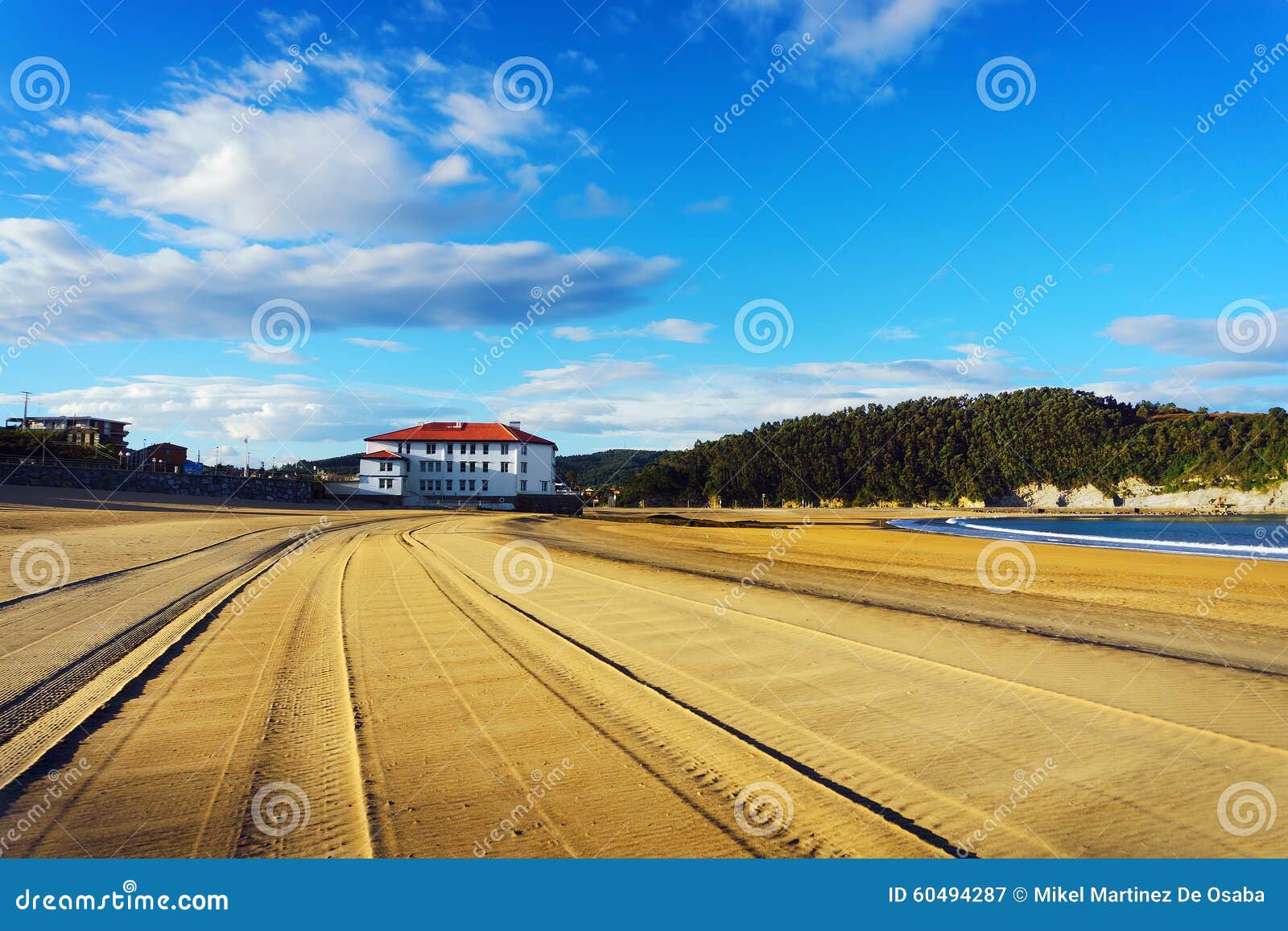 plencia and gorliz beach