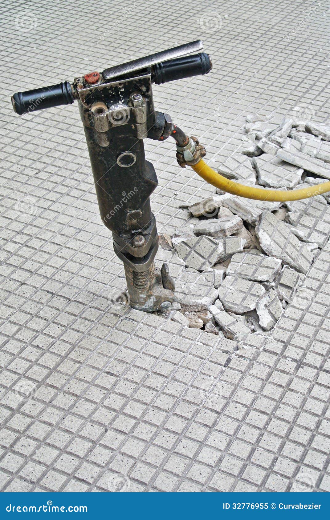 Pneumatic drill at work stock image. Image of worker 32776955