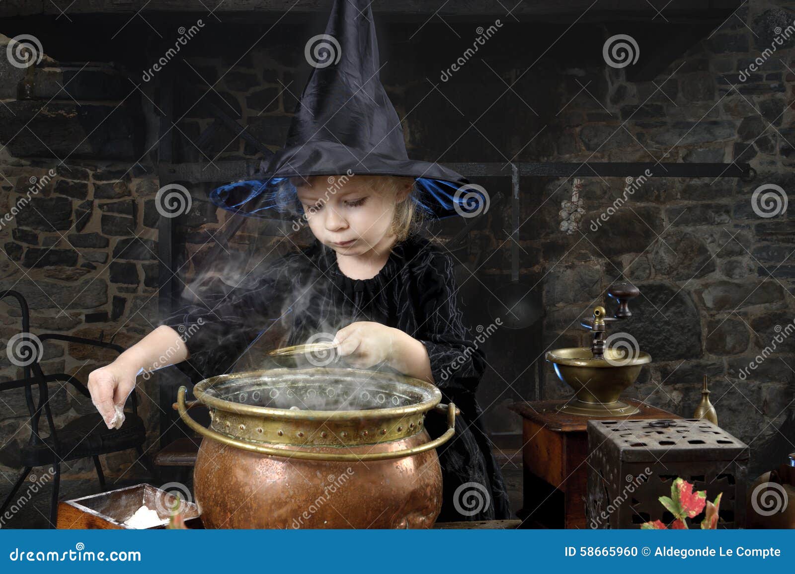 Confezione Da 6 Piccole Ciotole Per Caramelle A Forma Di Strega - Foto 4