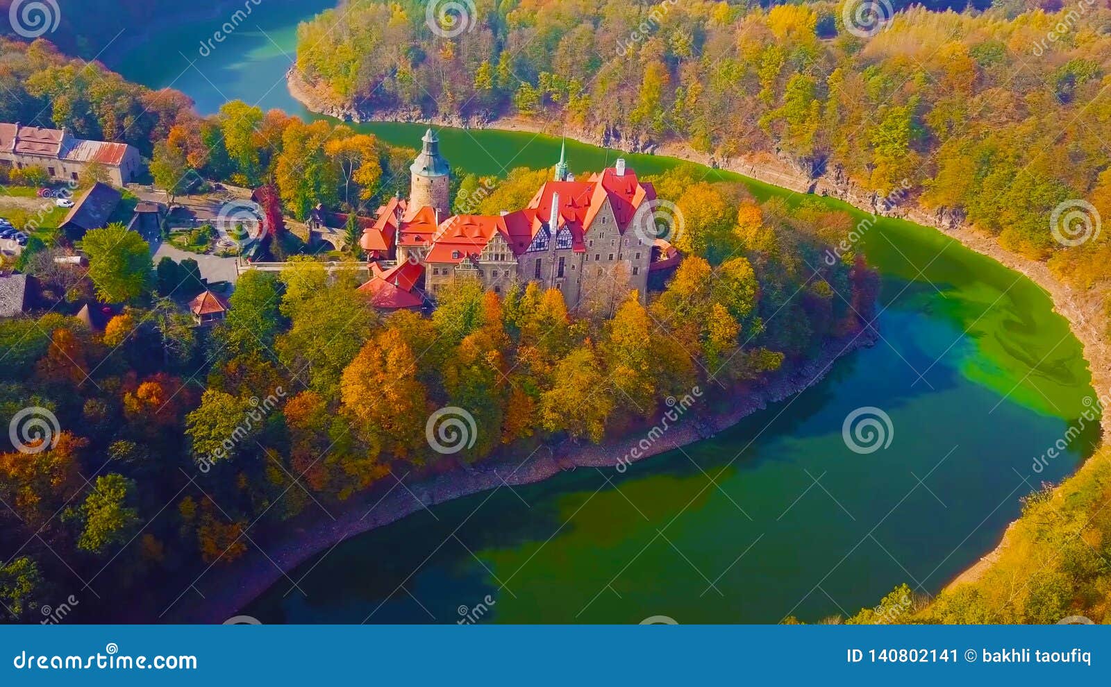 Point De Repere Celebre De Chateau De Wawel A Cracovie Pologne Paysage Pittoresque Sur La Riviere Wisla De Cote Coucher Du Soleil Image Stock Image Du Pologne Cote 140802141