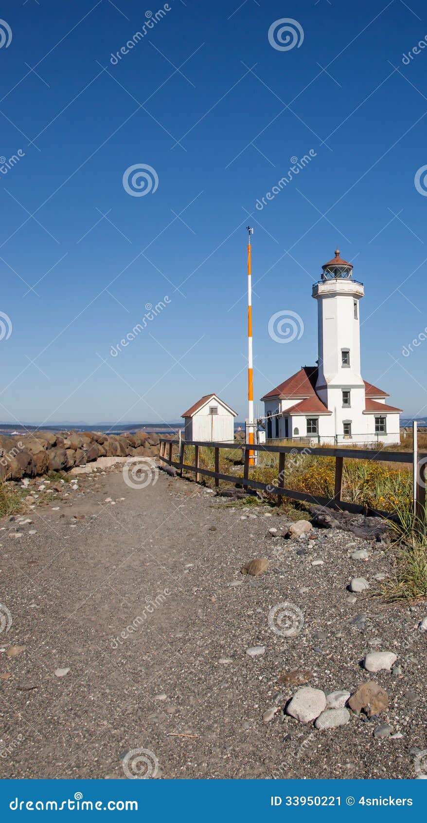 point wilson lighthouse walkway