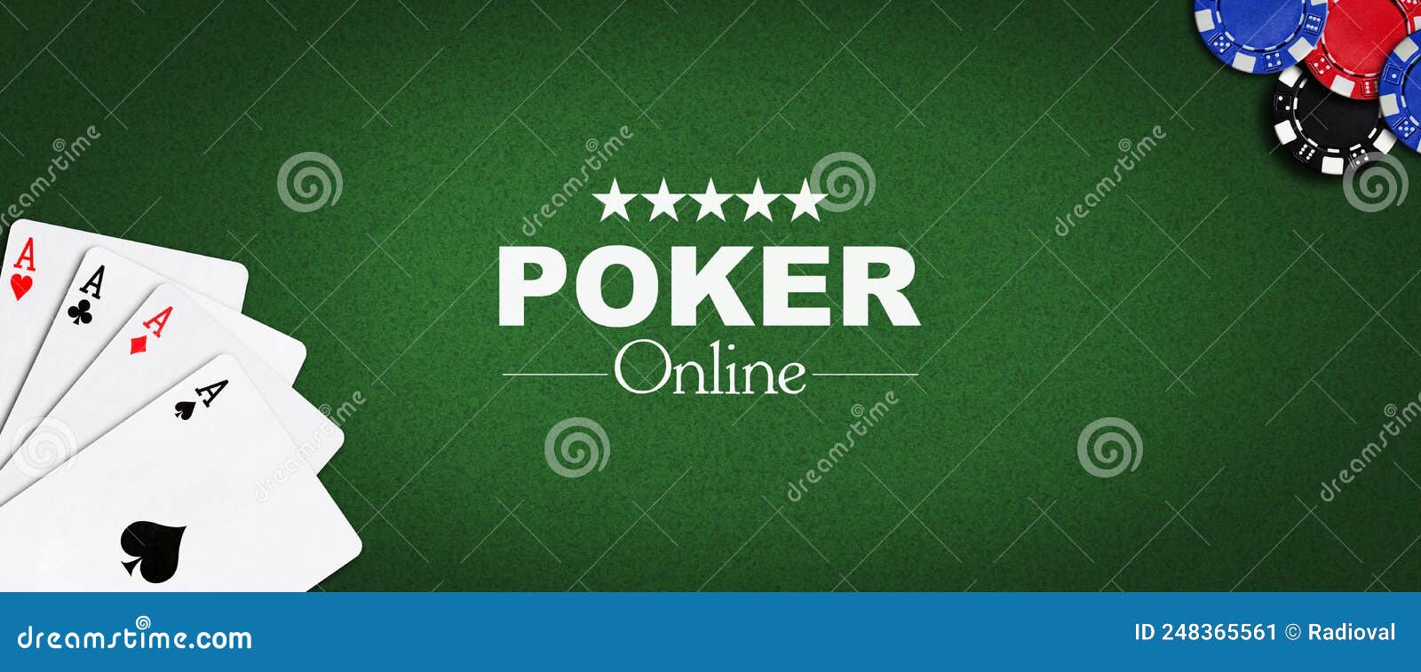 Poker De Conceito Online. Quatro Ases E Chips De Pôquer Em Fundo