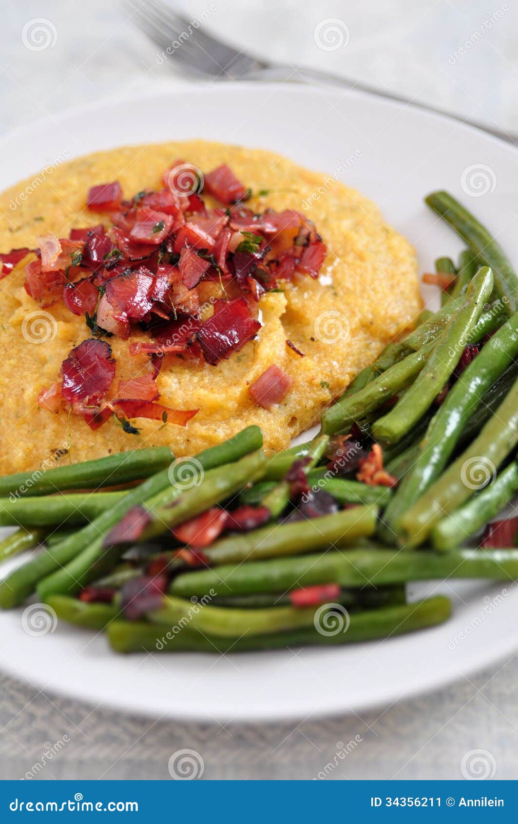 Polenta with green beans stock image. Image of cooked 34356211