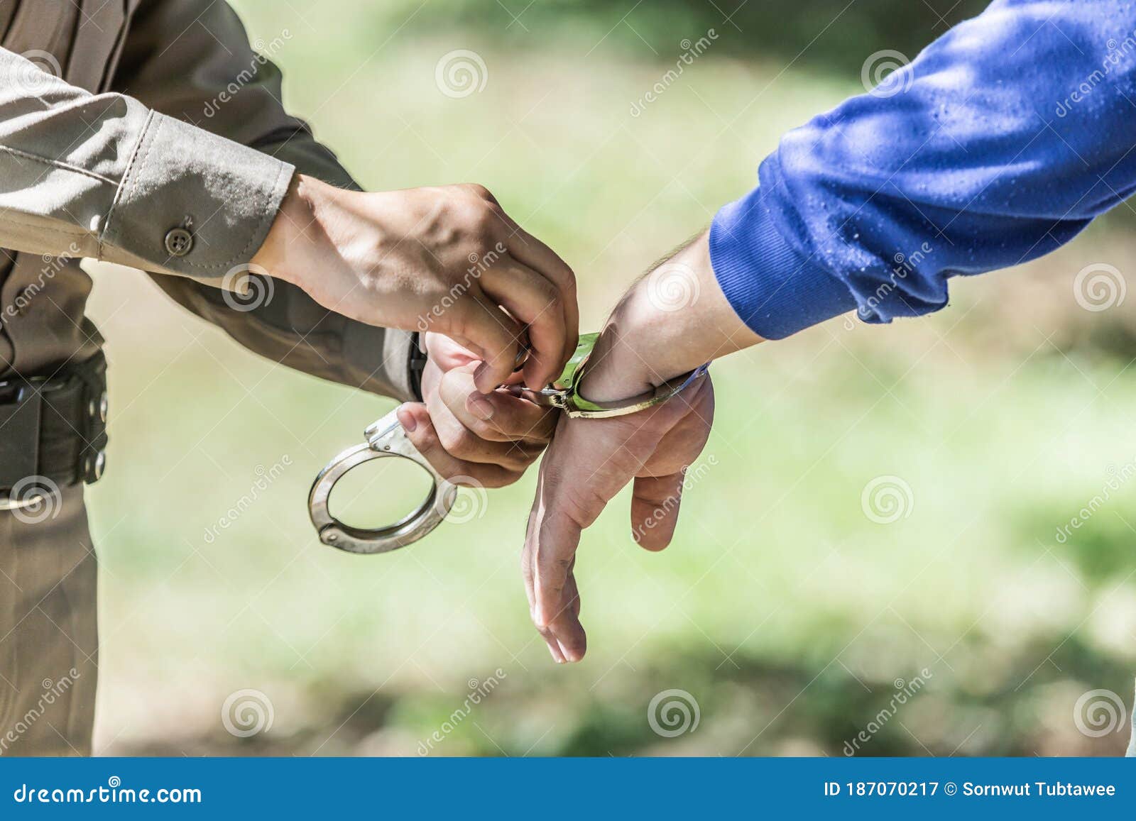 police arrest handcuffs