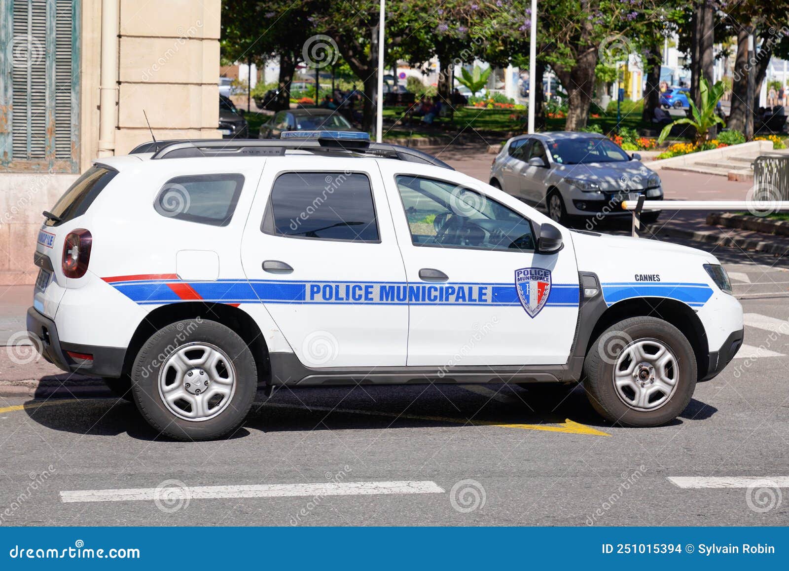 Le Renault Austral s'habille aux couleurs de la police municipale