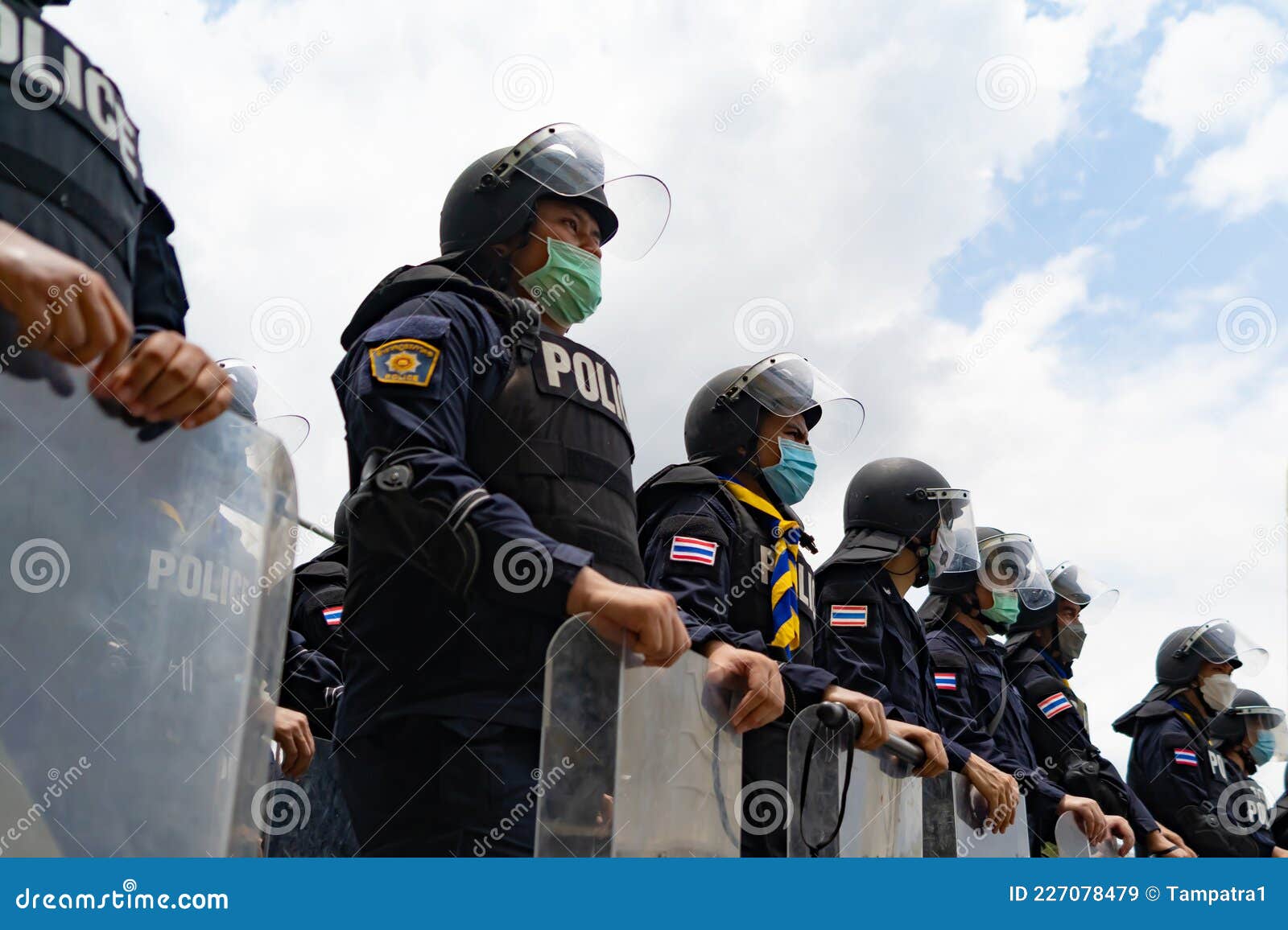 Riot Shield, Police & Military Riot Shield