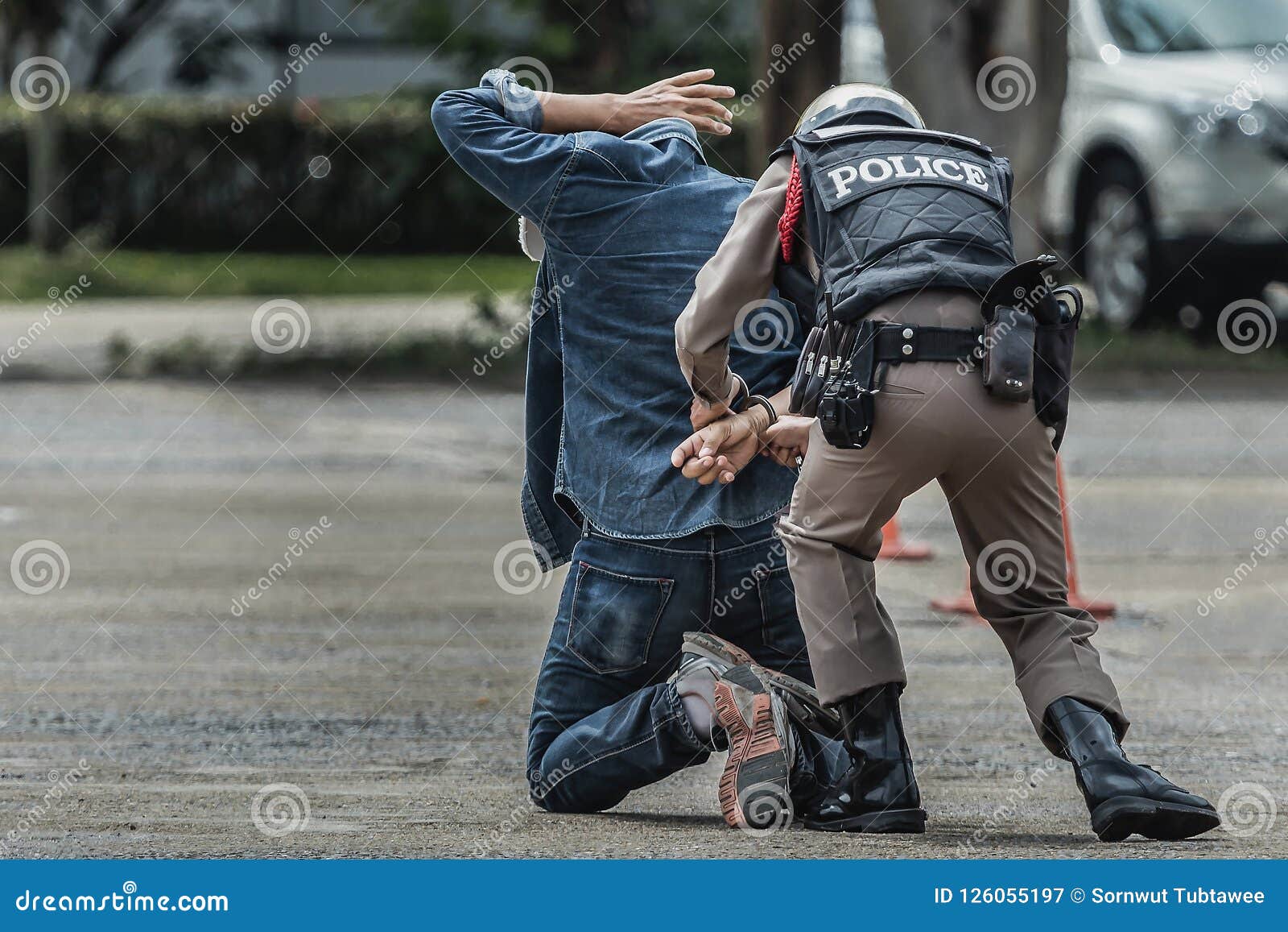 police arrest handcuffs