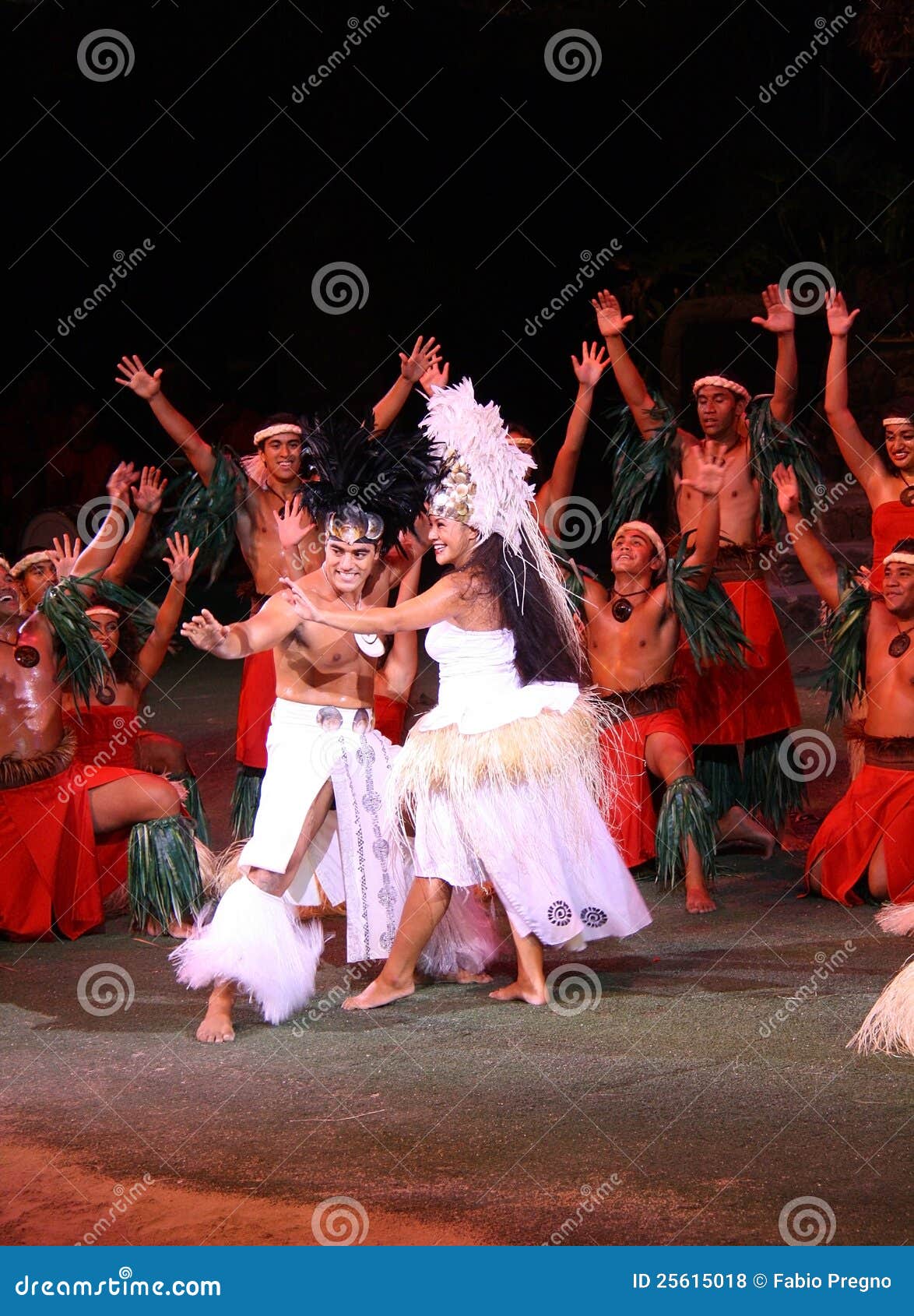 Polynesisch huwelijk redactionele stock foto. Image of cultuur - 25615018
