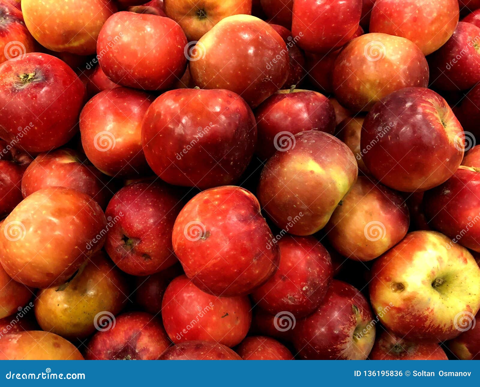 Pommes Rouges Fruits Légumes D'abd De Fruits Photo stock - Image