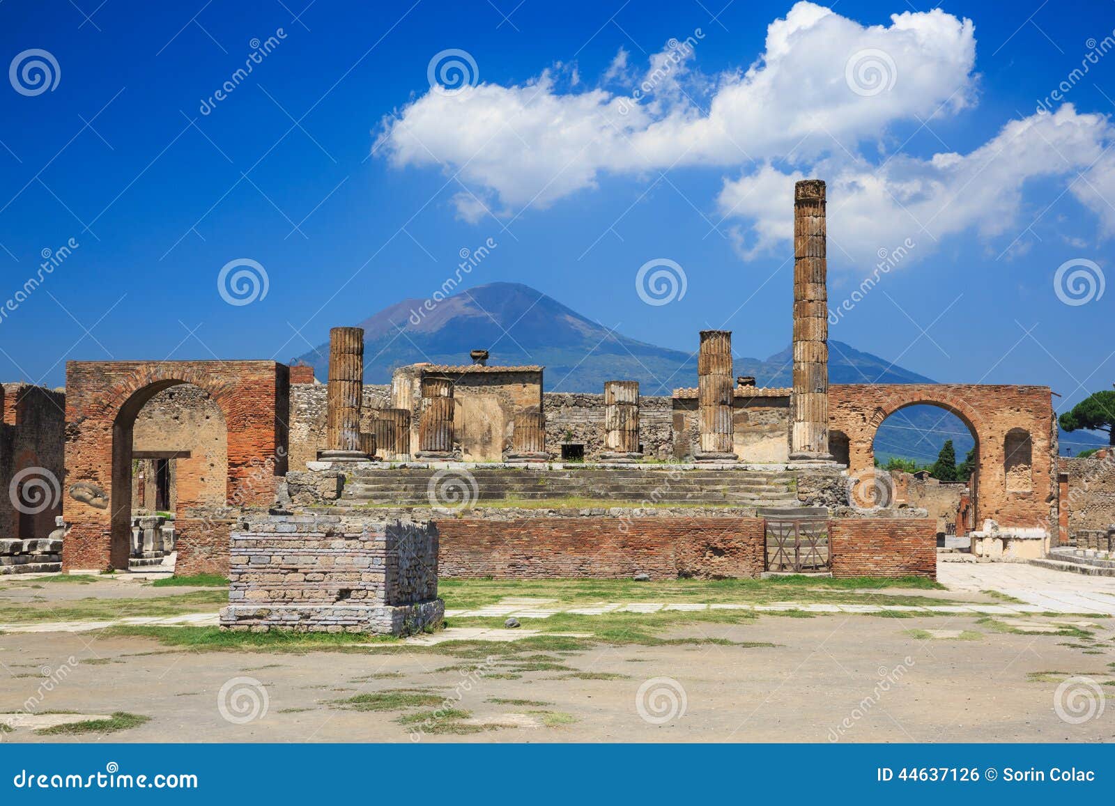 pompeii, naples italy