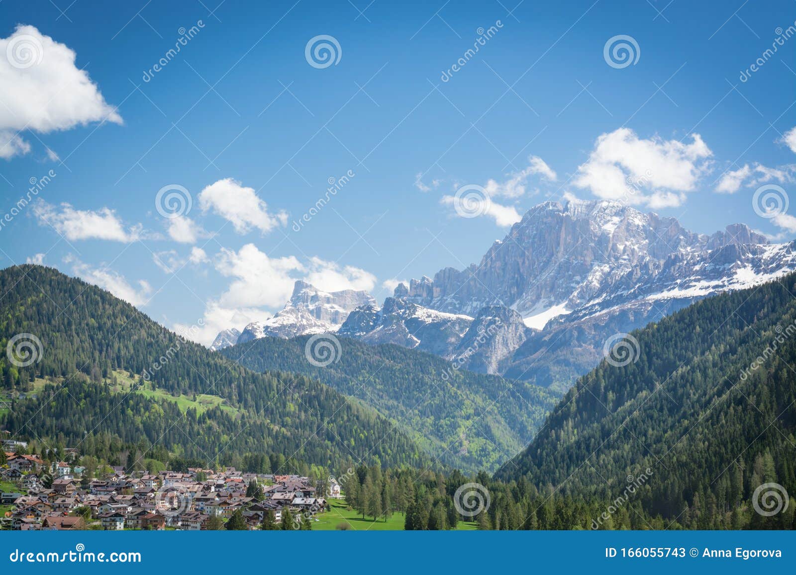 Ponaram view in Dolomites stock image. Image of peak 166055743