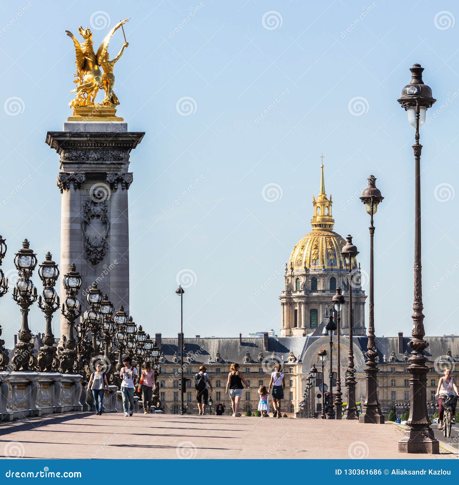 Pont Alexandre III Bridge with Hotel Des Invalides. Paris, Franc ...