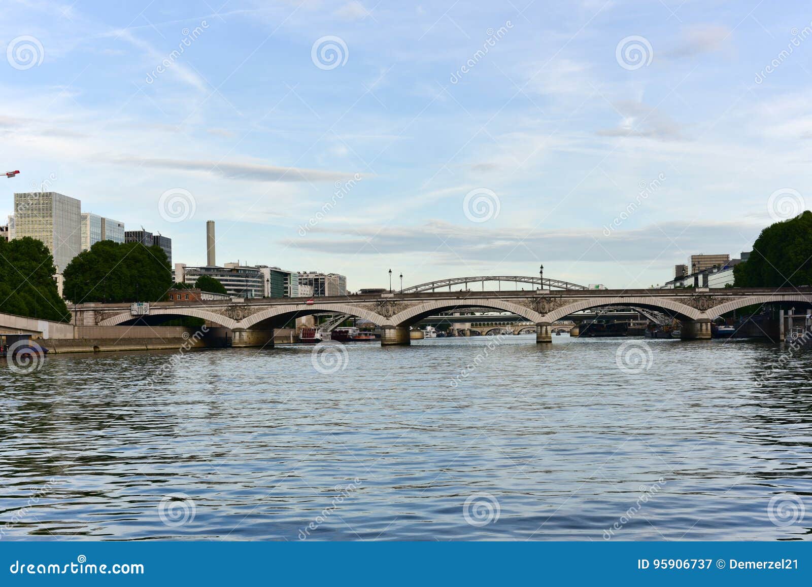 Pont D& X27;Austerlitz - Paris, France Stock Image - Image of