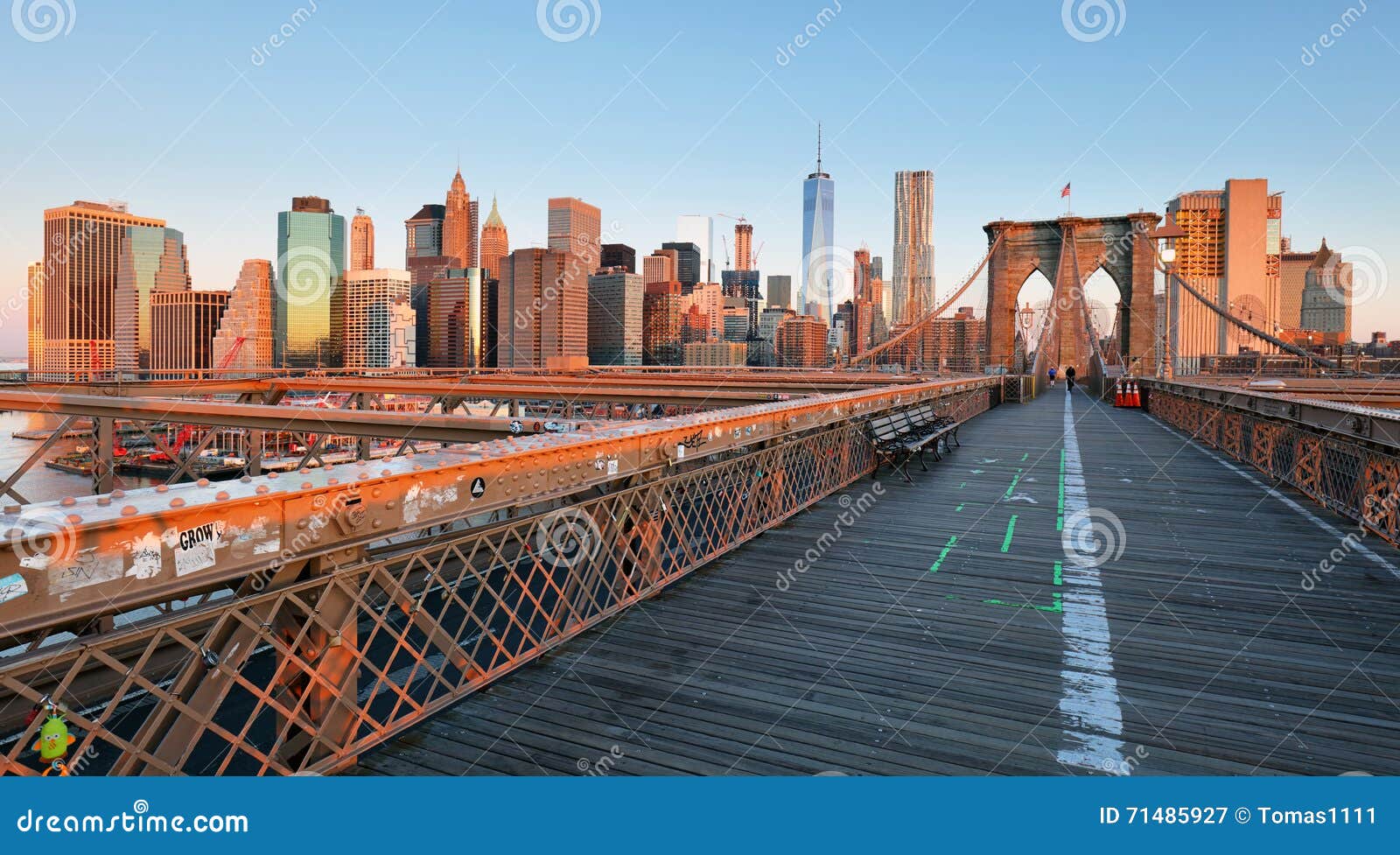 Pont De Brooklyn Au Lever De Soleil New York City