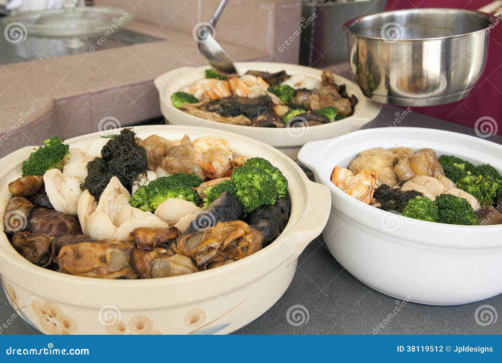 poon choi cantonese big feast bowls preparation