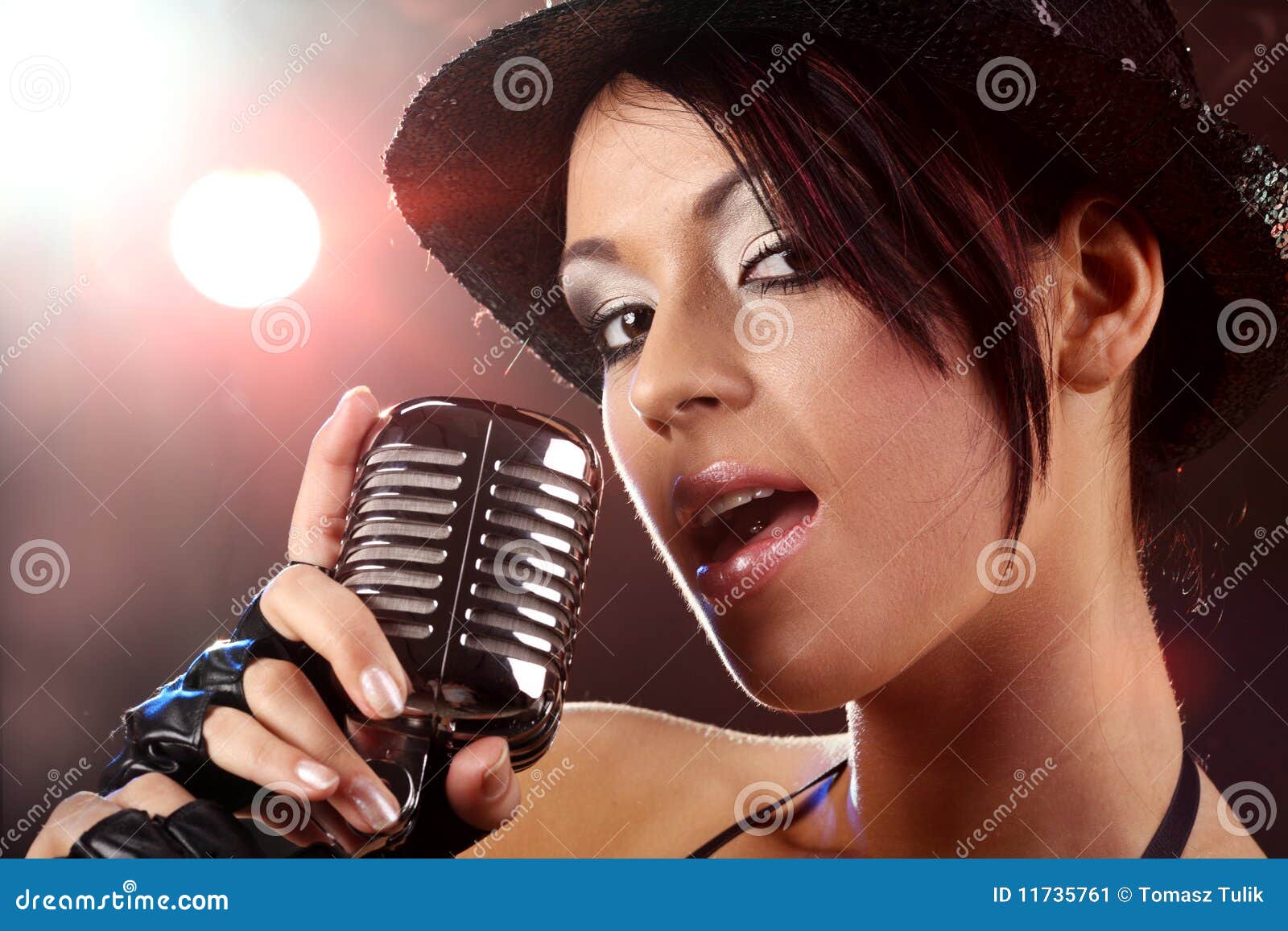 girl singer