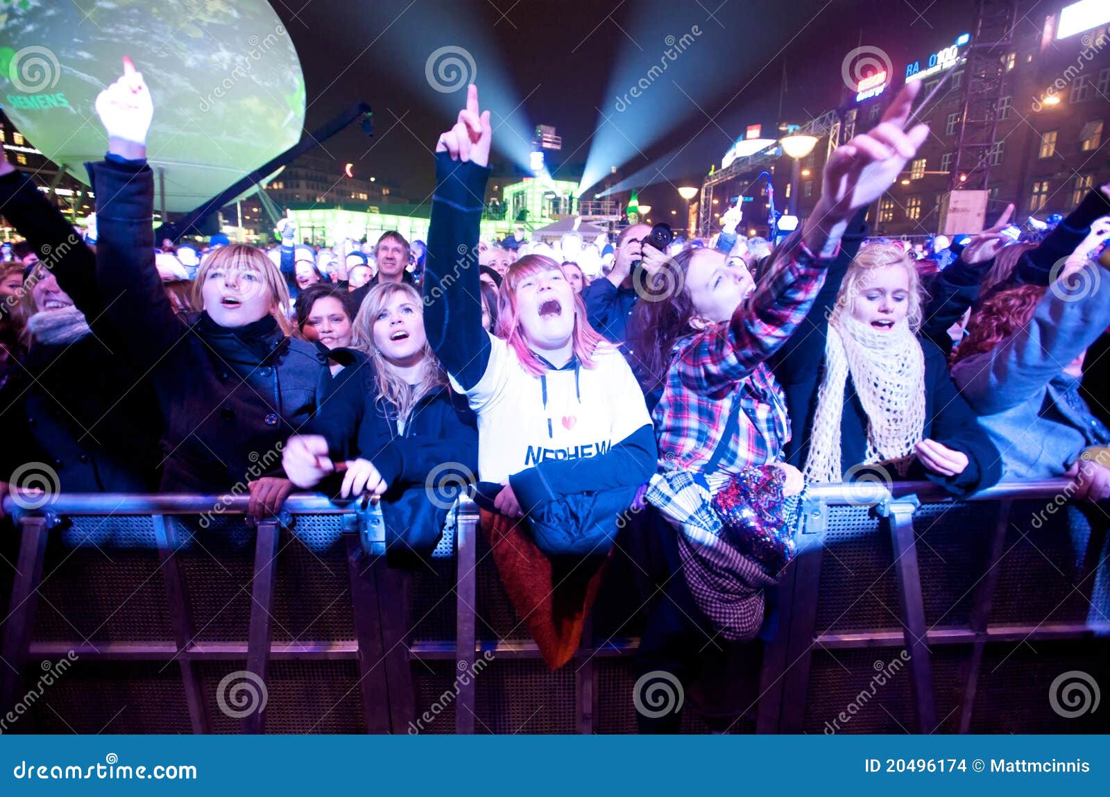 Pop Music Fans Editorial Stock Image Image 20496174