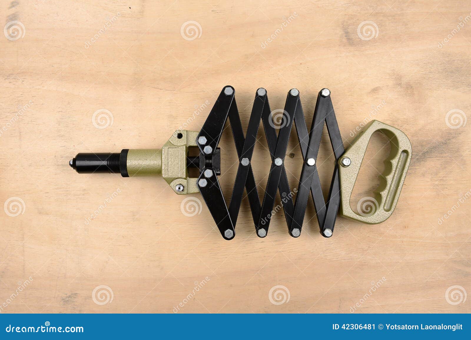 Pop Rivet Gun, Wrench And Pop Rivets Stock Image - Image ...