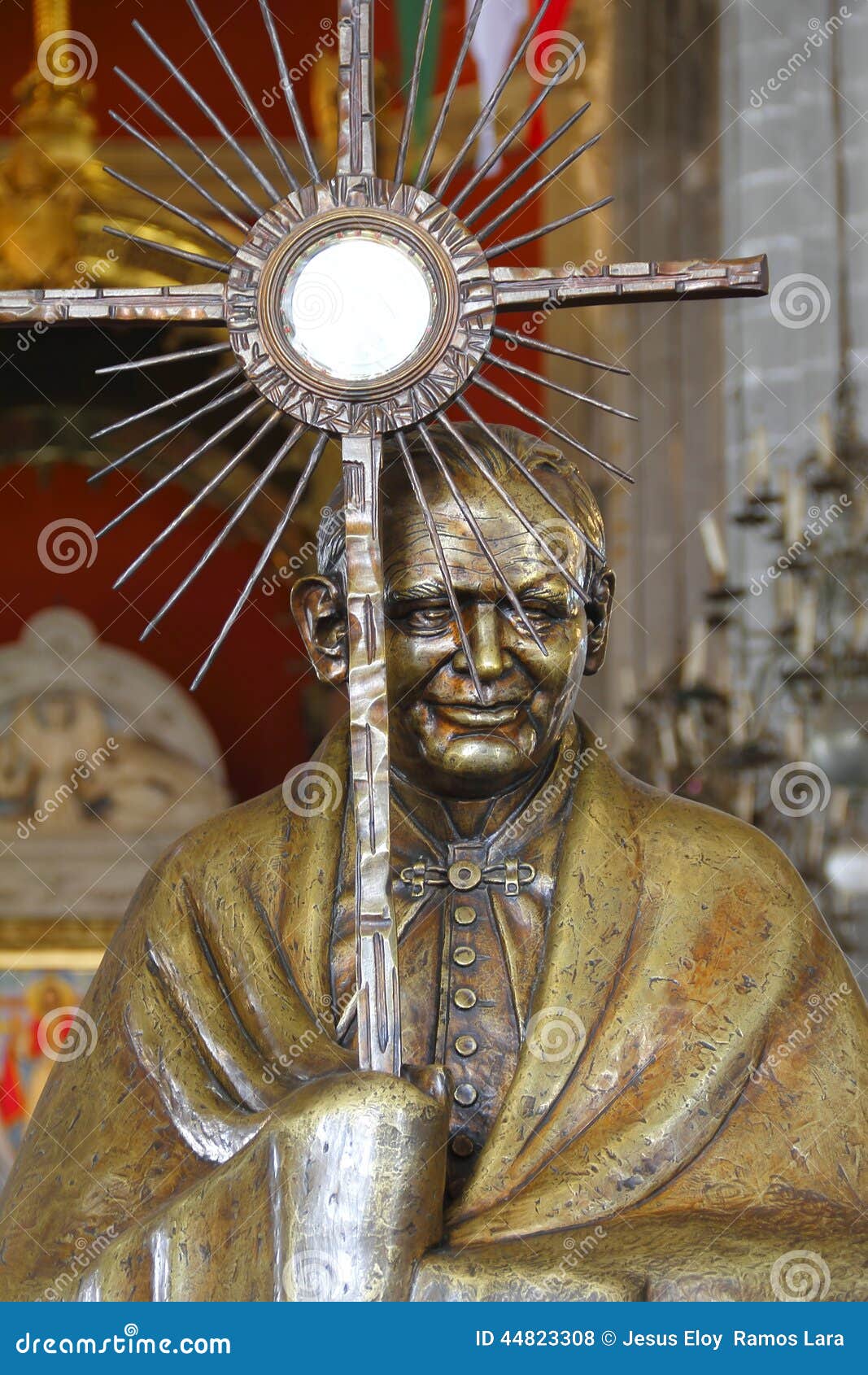 pope john paul ii statue in villa de guadalupe mexico city