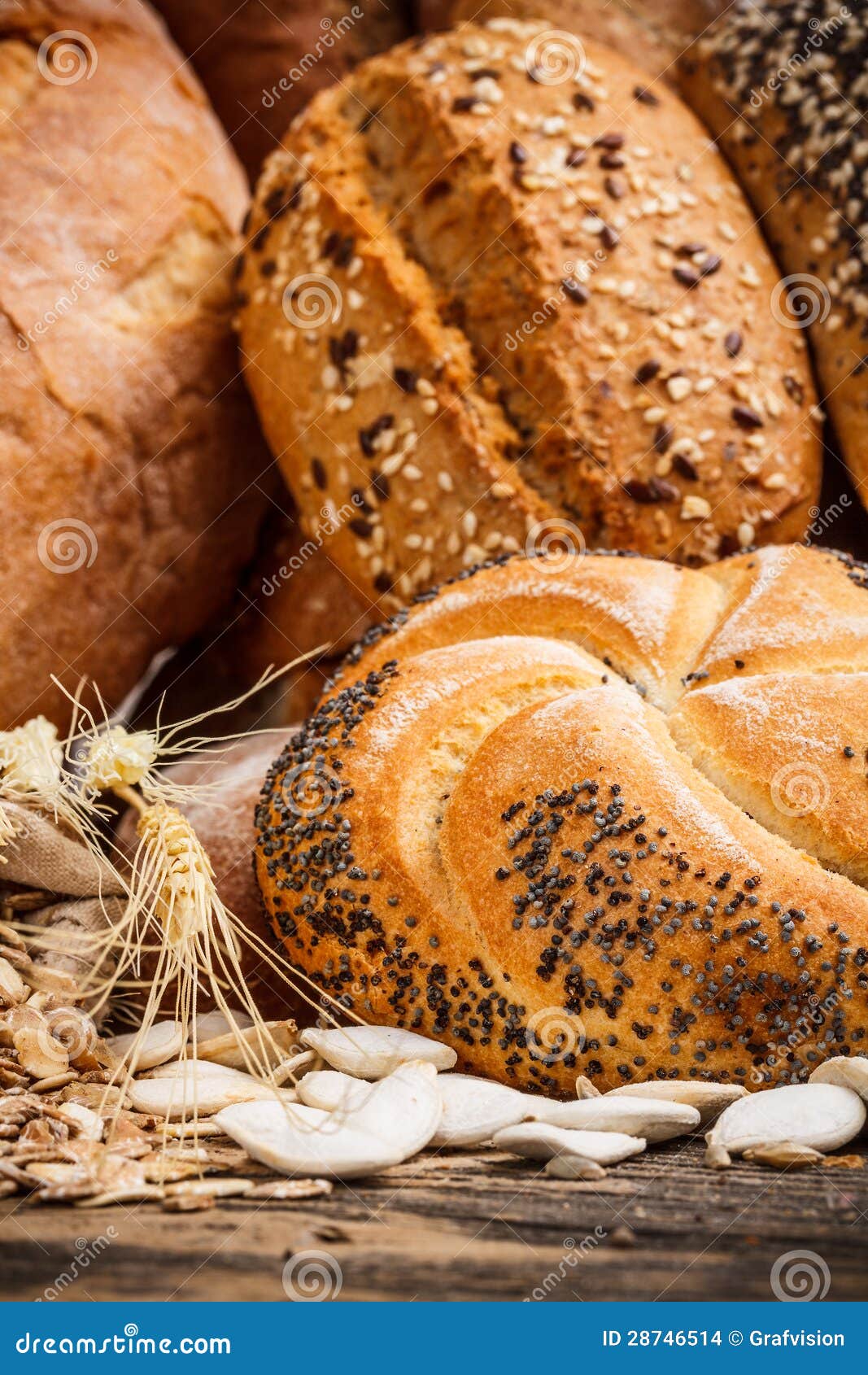 Poppy seed bun stock photo. Image of appetizing, poppy 28746514