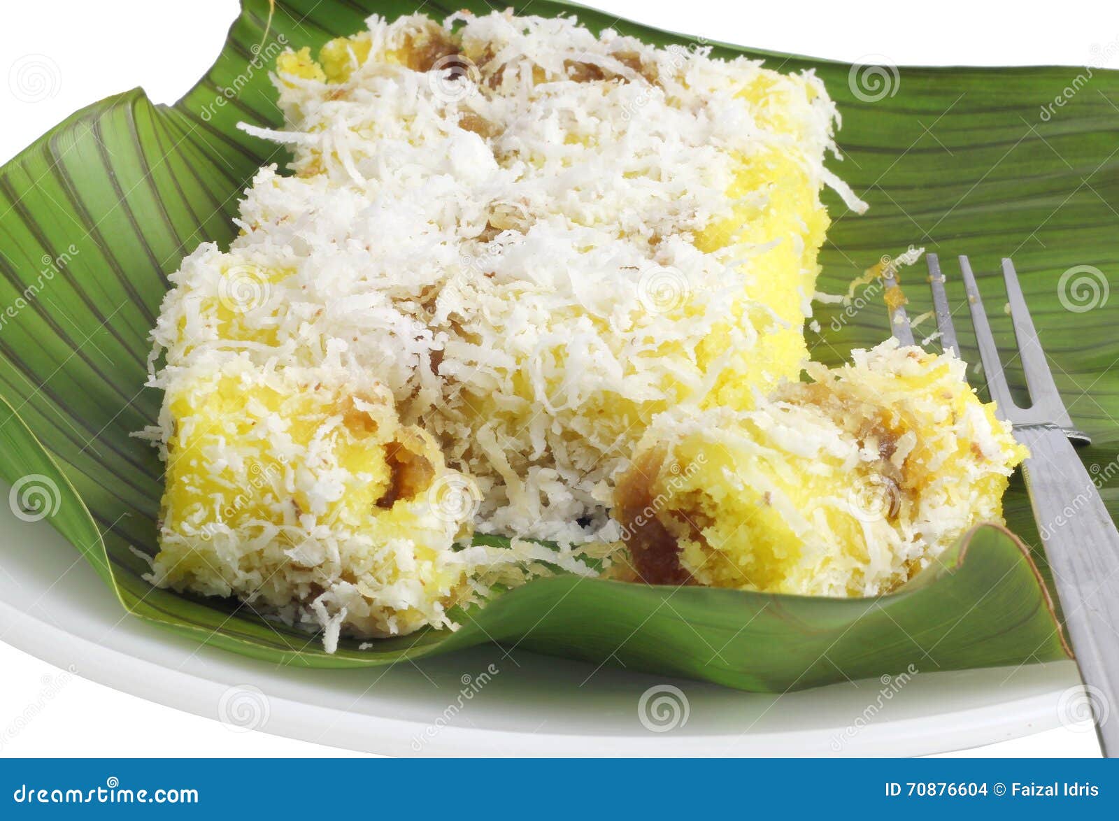popular kuih putu bambu durian