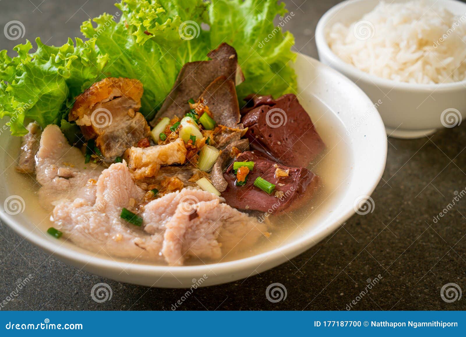 pork\'s entrails and blood jelly soup with rice