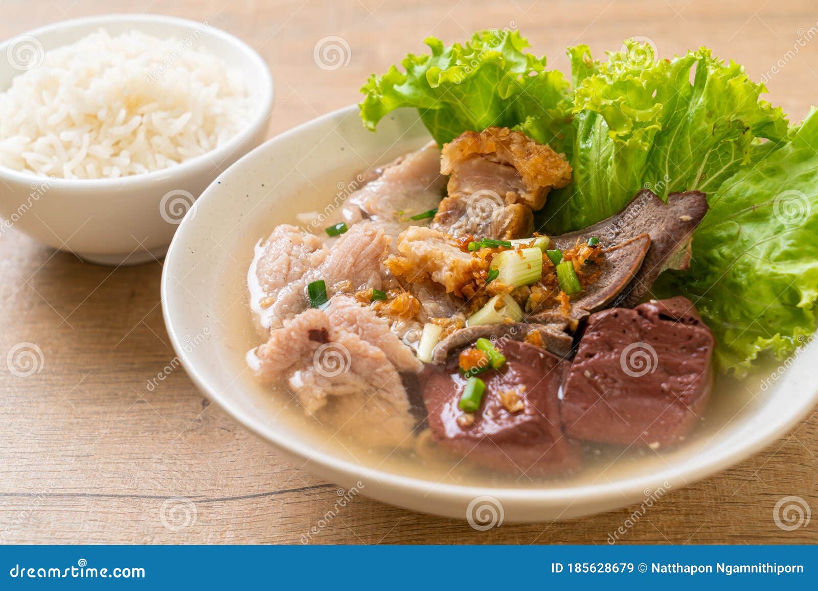 pork\'s entrails and blood jelly soup with rice
