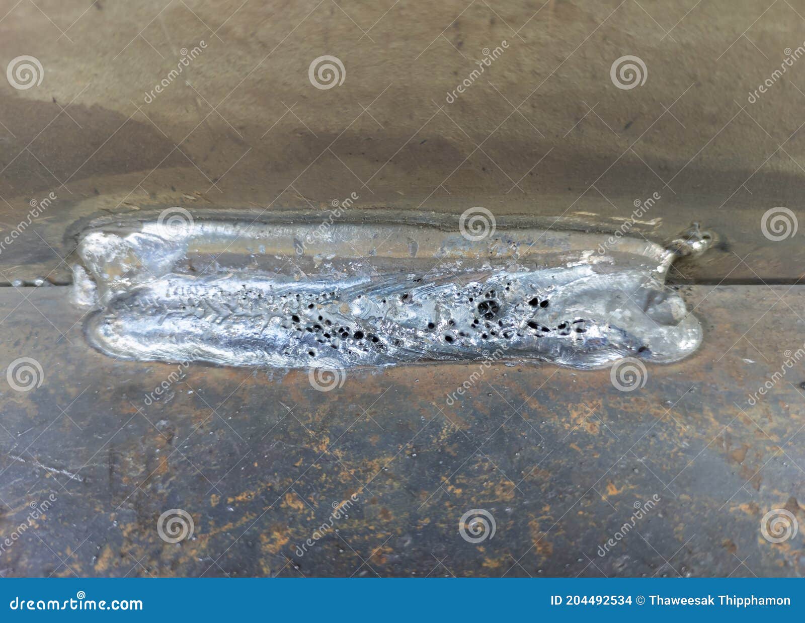 porosity or worm hole in weld, defect of welding process flux cored arc welding (fcaw