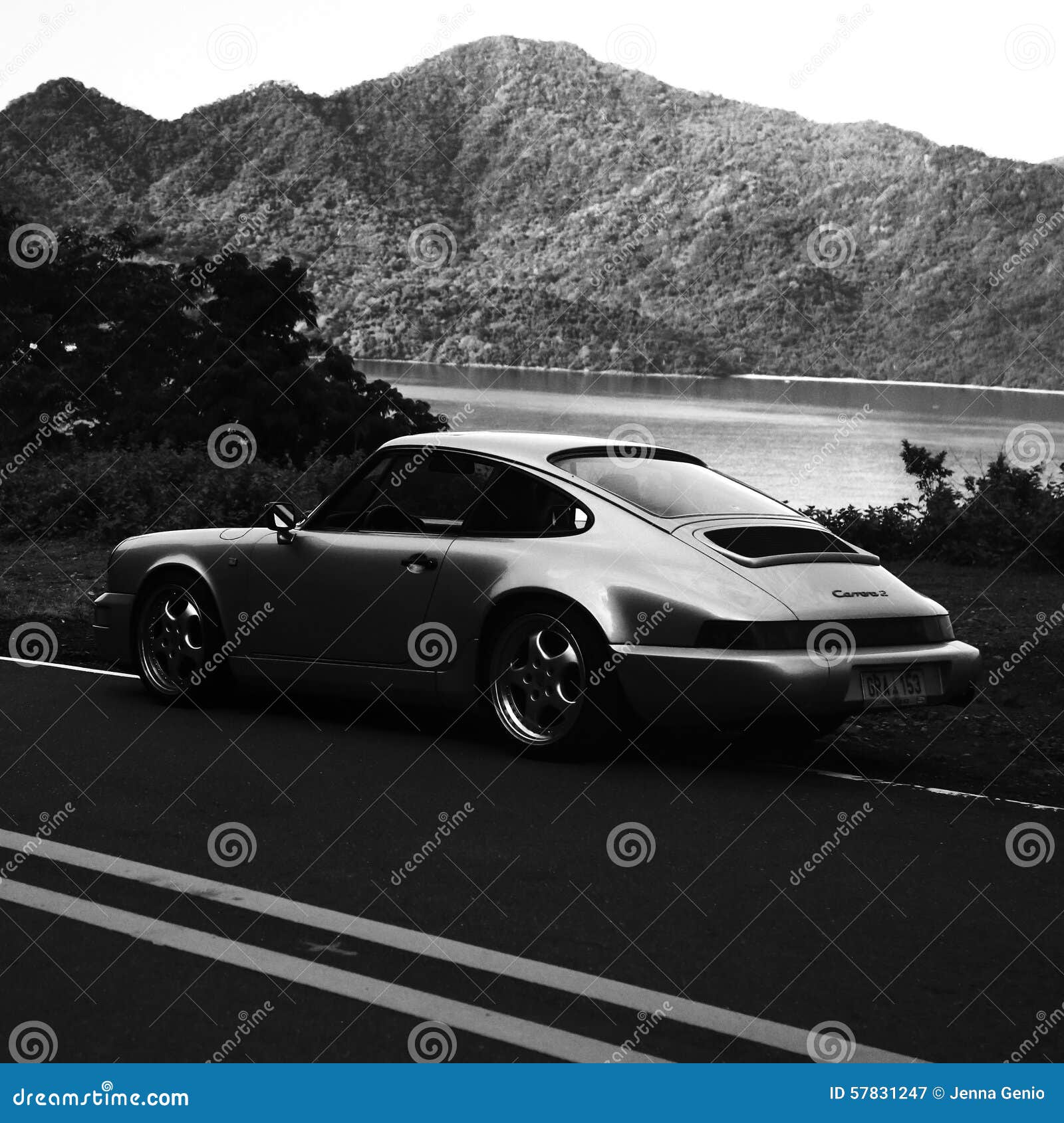 Porsche 911 964 Carrera 2 by a Cove Editorial Photography - Image of hill,  automotive: 57831247