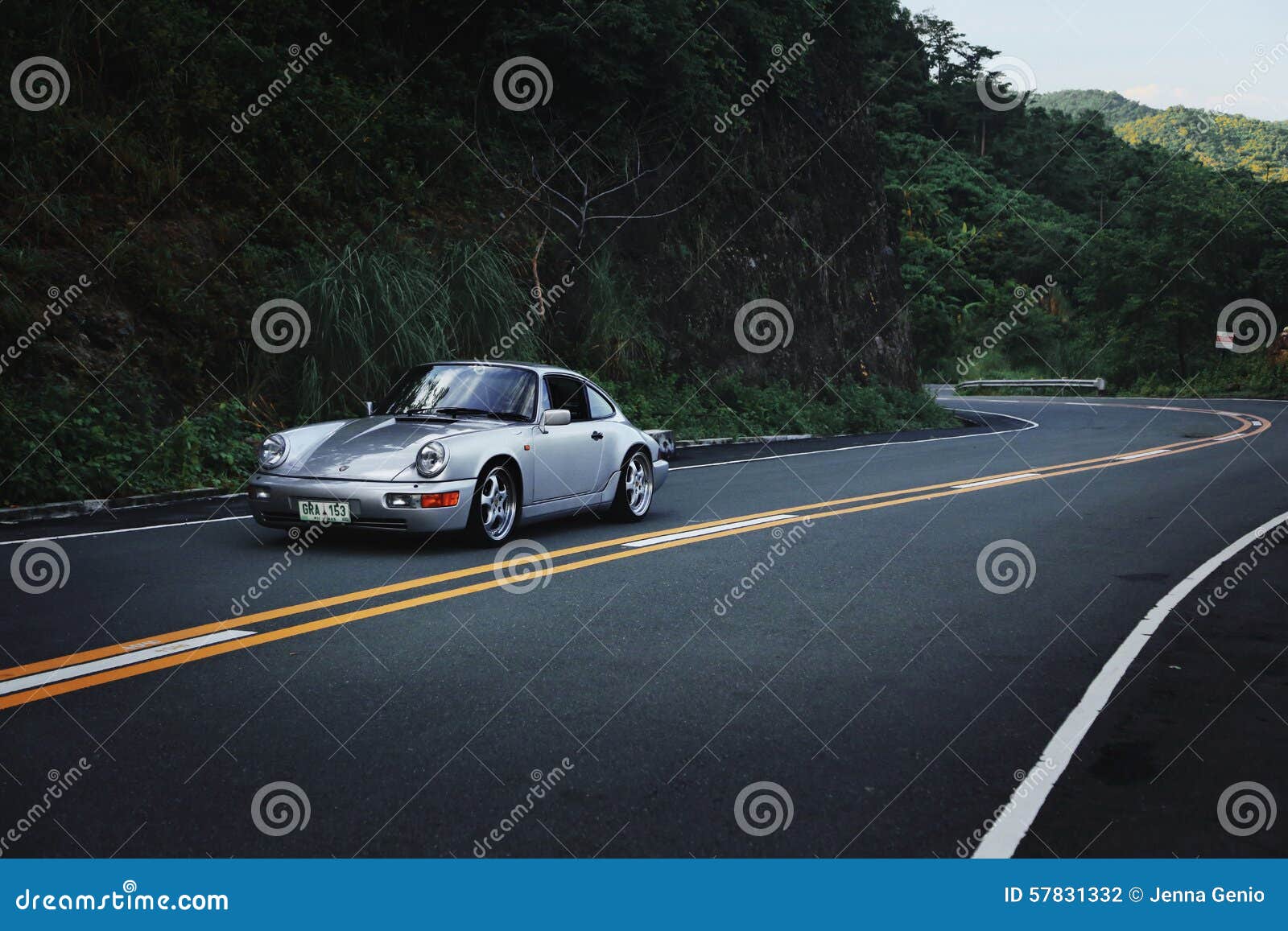 Porsche 911 964 Carrera 2 on Mountain Road Editorial Photography - Image of  philippines, porsches: 57831332