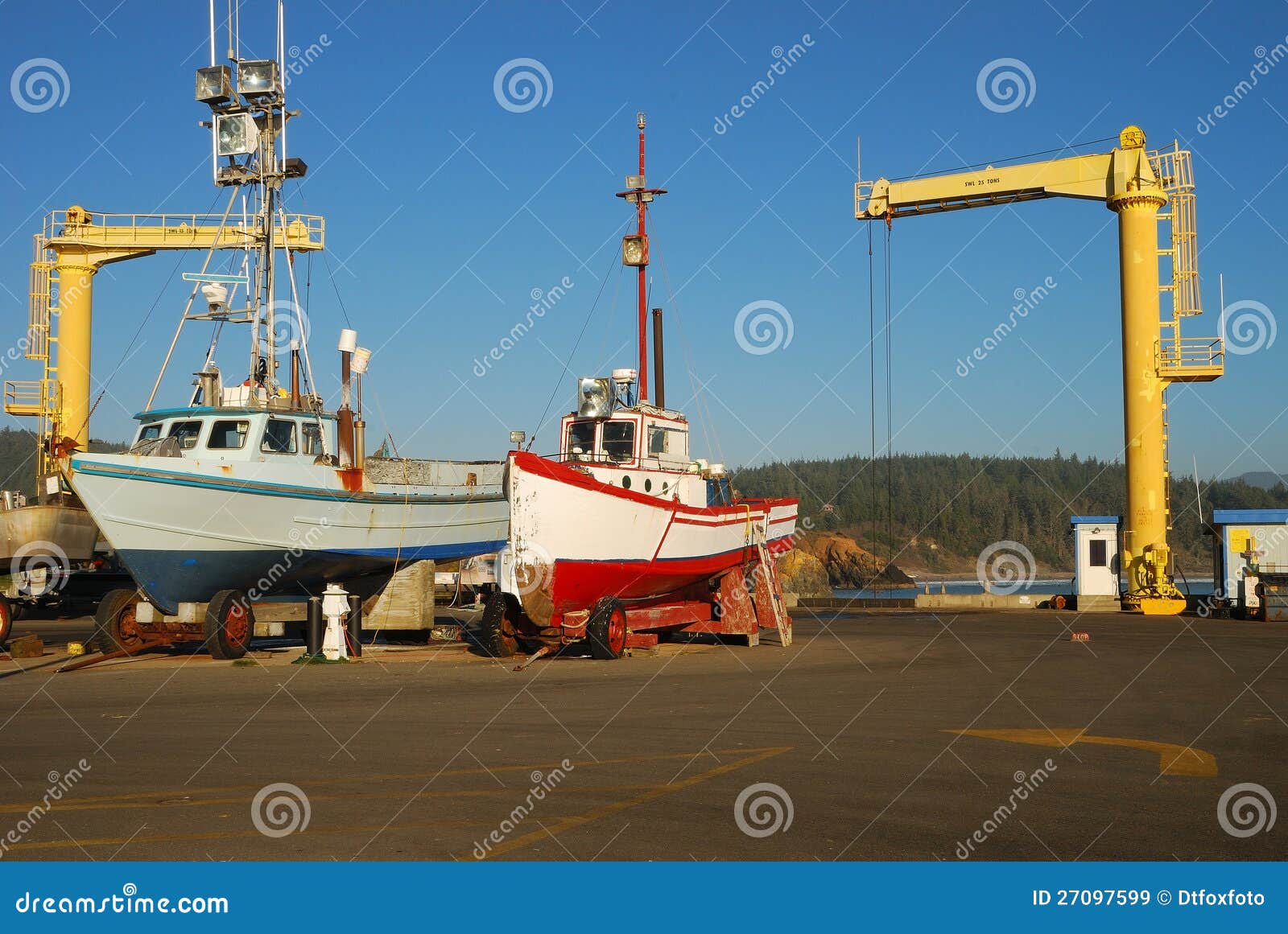 Port Orford stock image. Image of vessel, port, marina 27097599