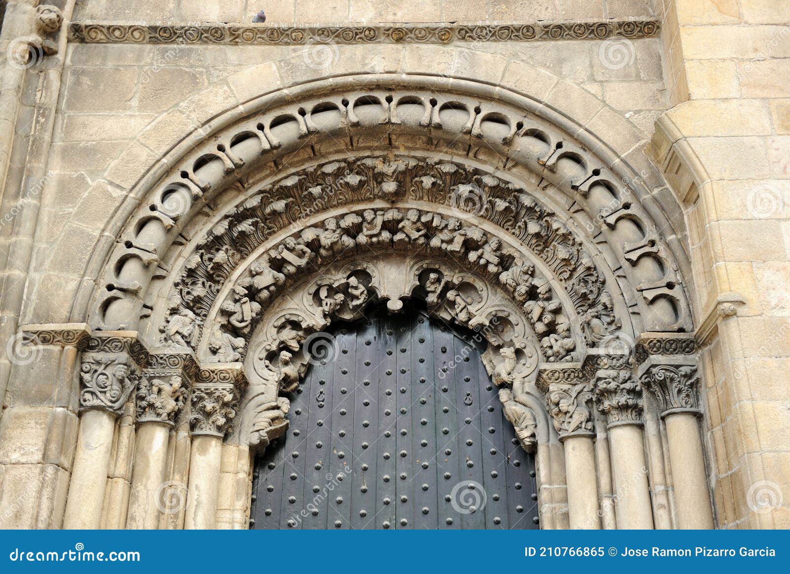 portada sur catedral de san martin ourense orense, galicia, espaÃÂ±a