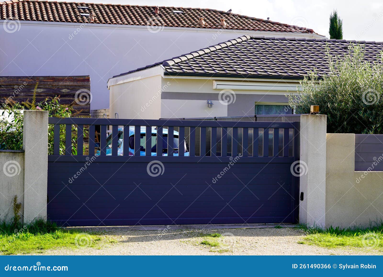 Portal Aluminum Large Car Home Gate Grey Modern Facade House in Street