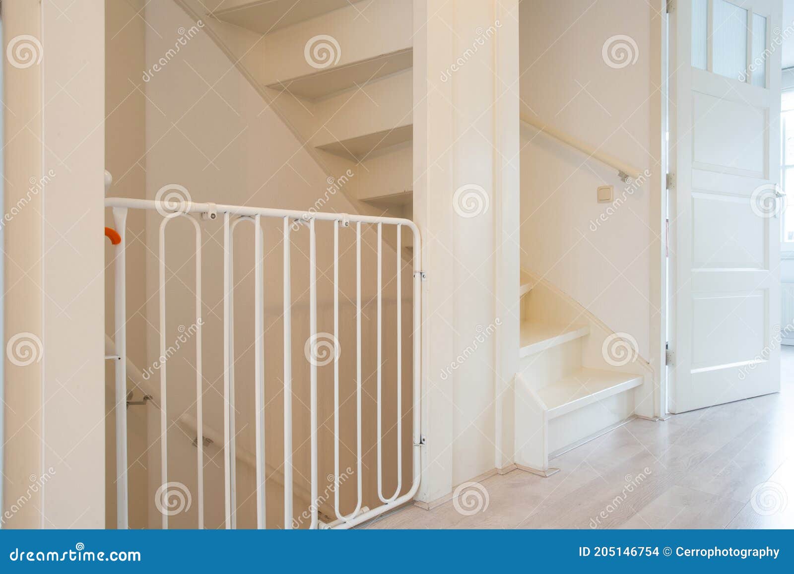 barrière de sécurité Grille porte d'escalier sécurité de bébé