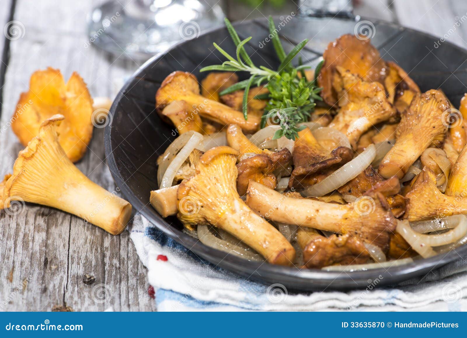 Portion of Fried Chanterelles Stock Photo Image of nature, portion 33635870