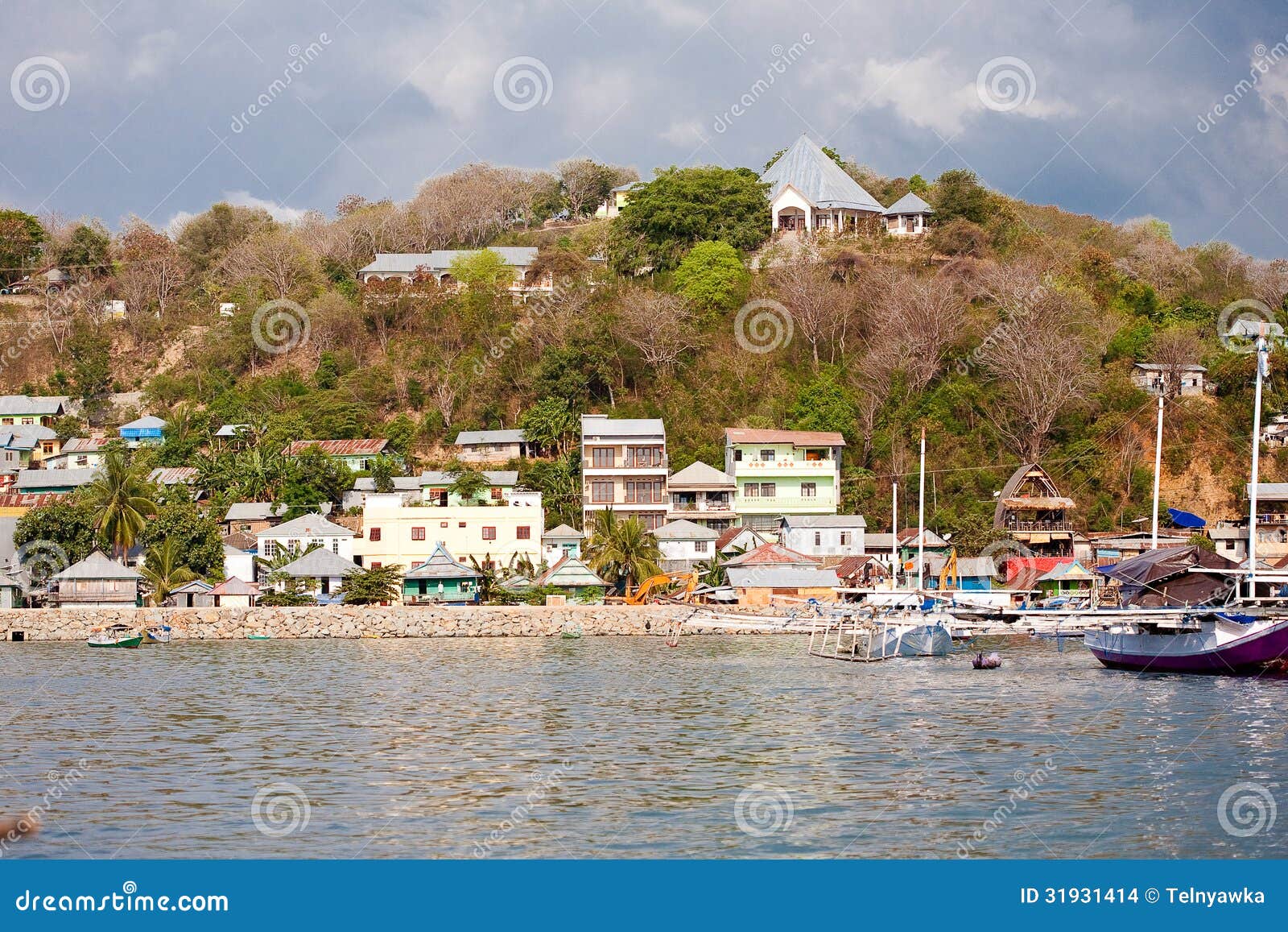 Porto in Labuan Bajo, Indonesia Fotografia Stock Immagine di esterno