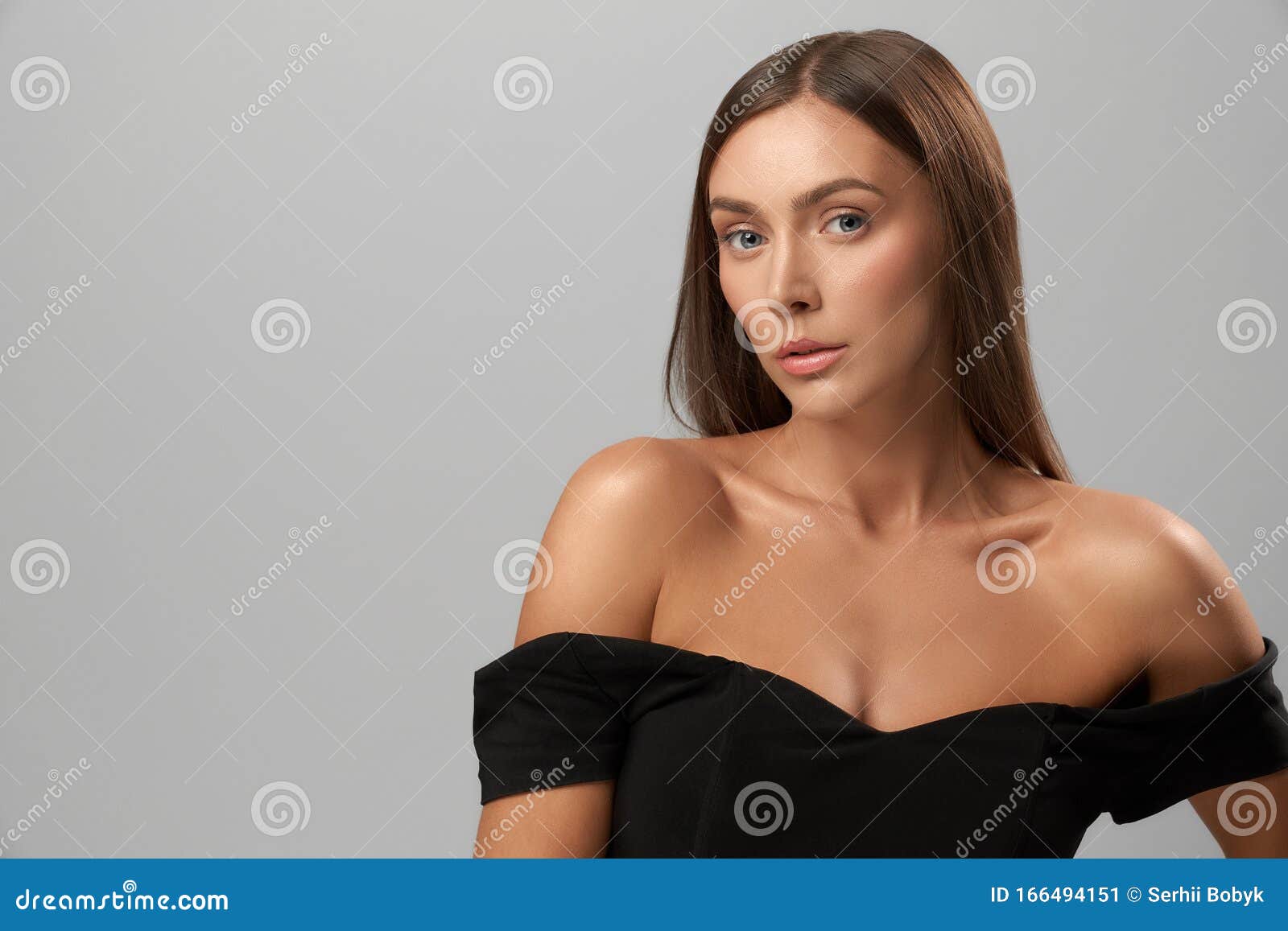 Big Beautiful Women Tube Horisontal Close Up of Lovely Girl. Stock Image - Image of clean, nice: 166494151