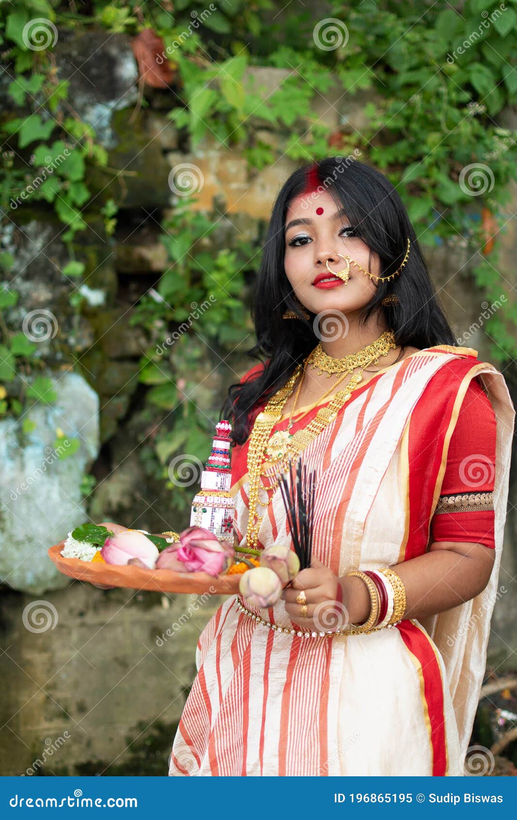 Discover more than 179 bengali saree model latest