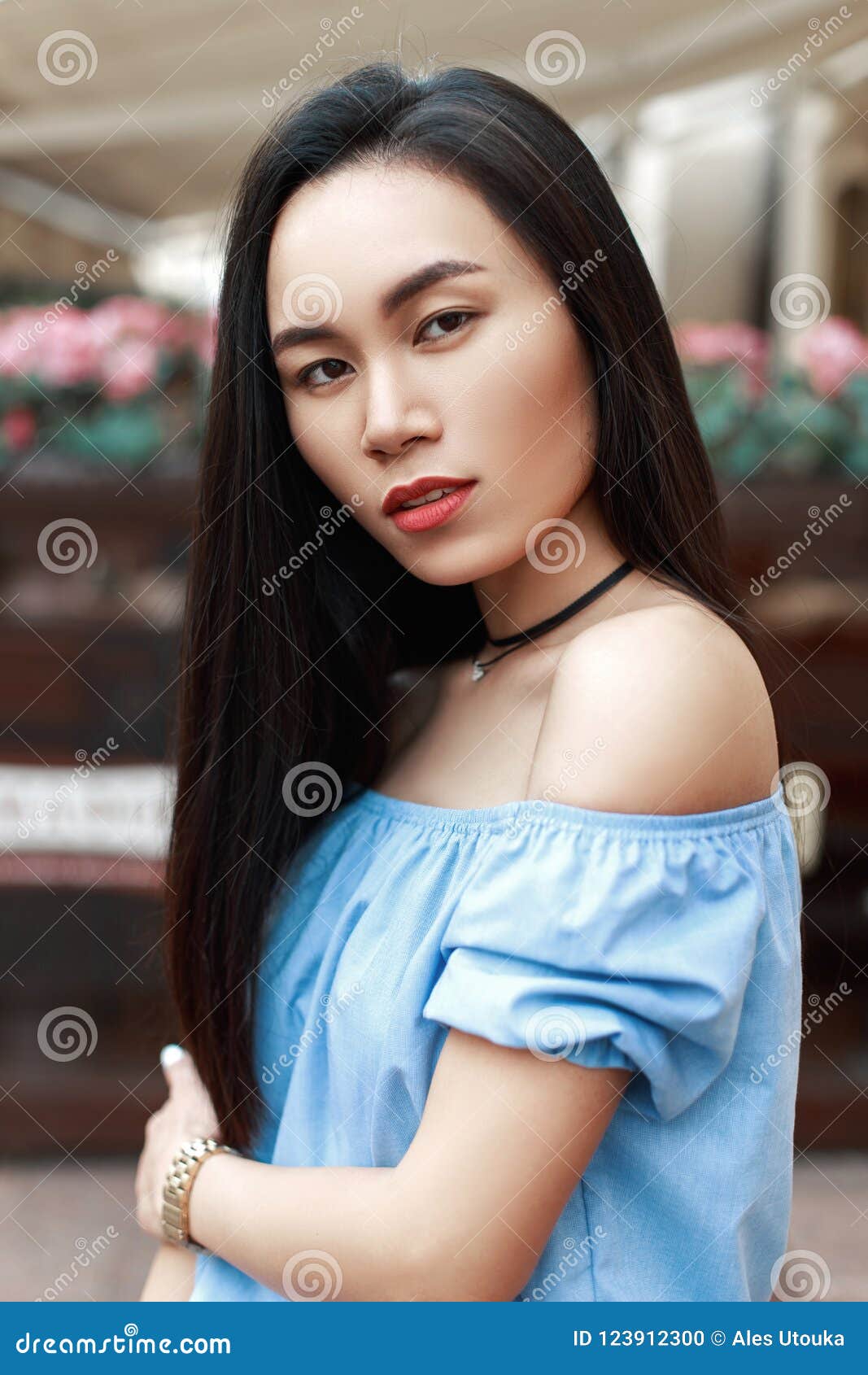 Pretty vietnamese ladies