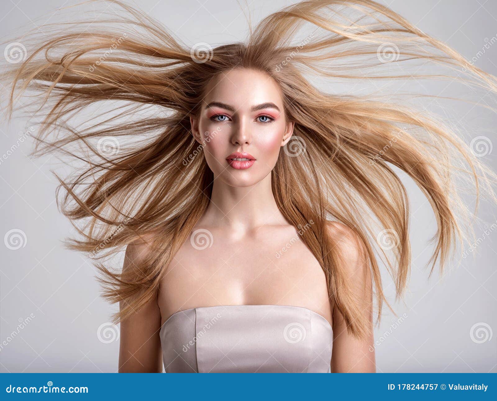 Portrait of a Blonde Beautiful Woman with a Long Straight Light Hair. Flying  Hair Stock Image - Image of attractive, girl: 178244757