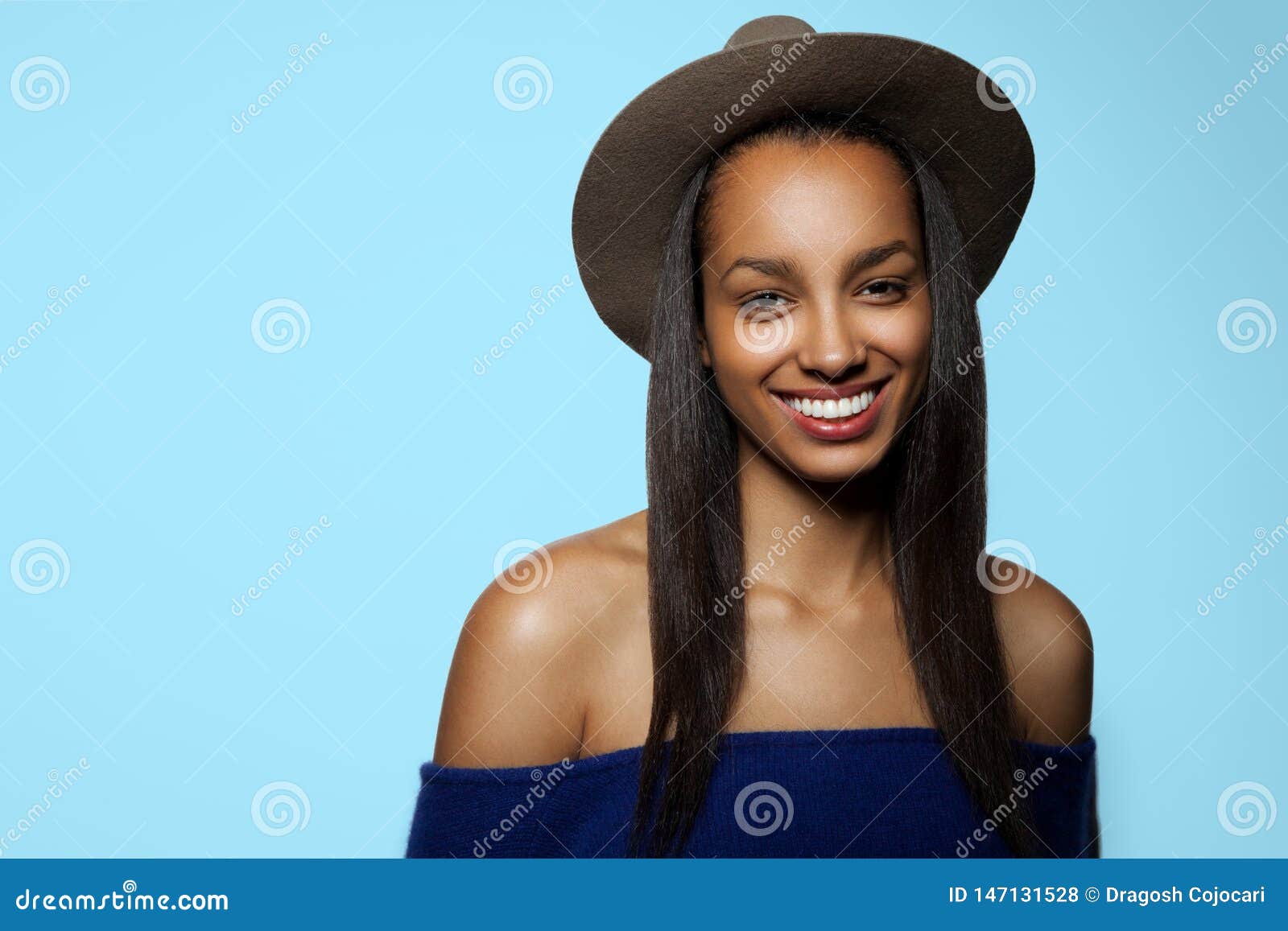 Naked Lady Hat Stock Photos - Download 740 Royalty Free Photos