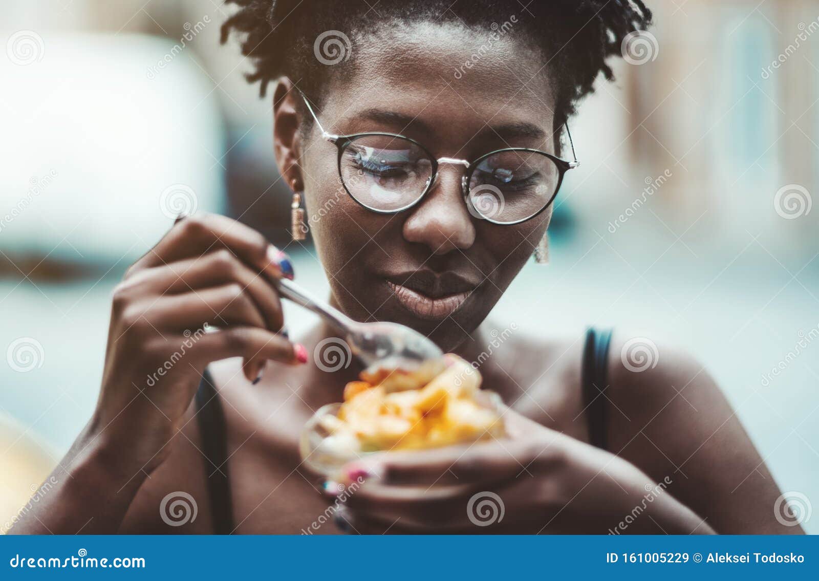 Ebony Eating