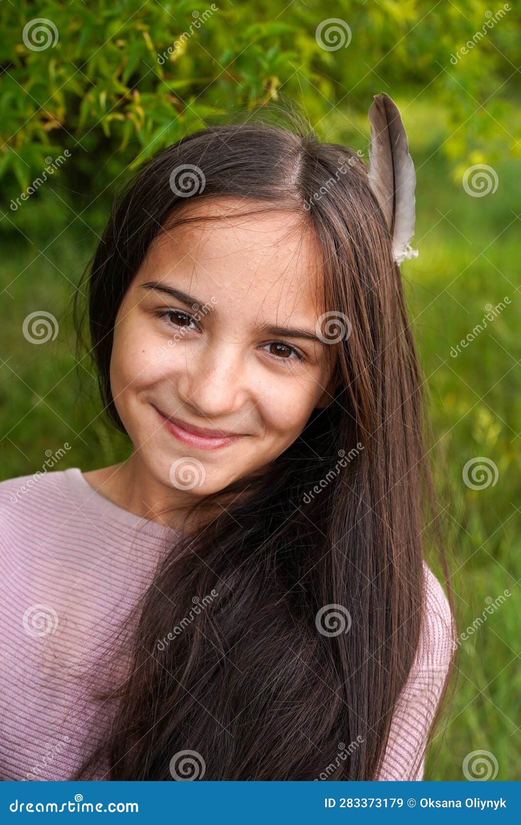 Portrait of a cute little indian girl with long hair showing heart shape  sign with hands and expressing love Stock Photo - Alamy