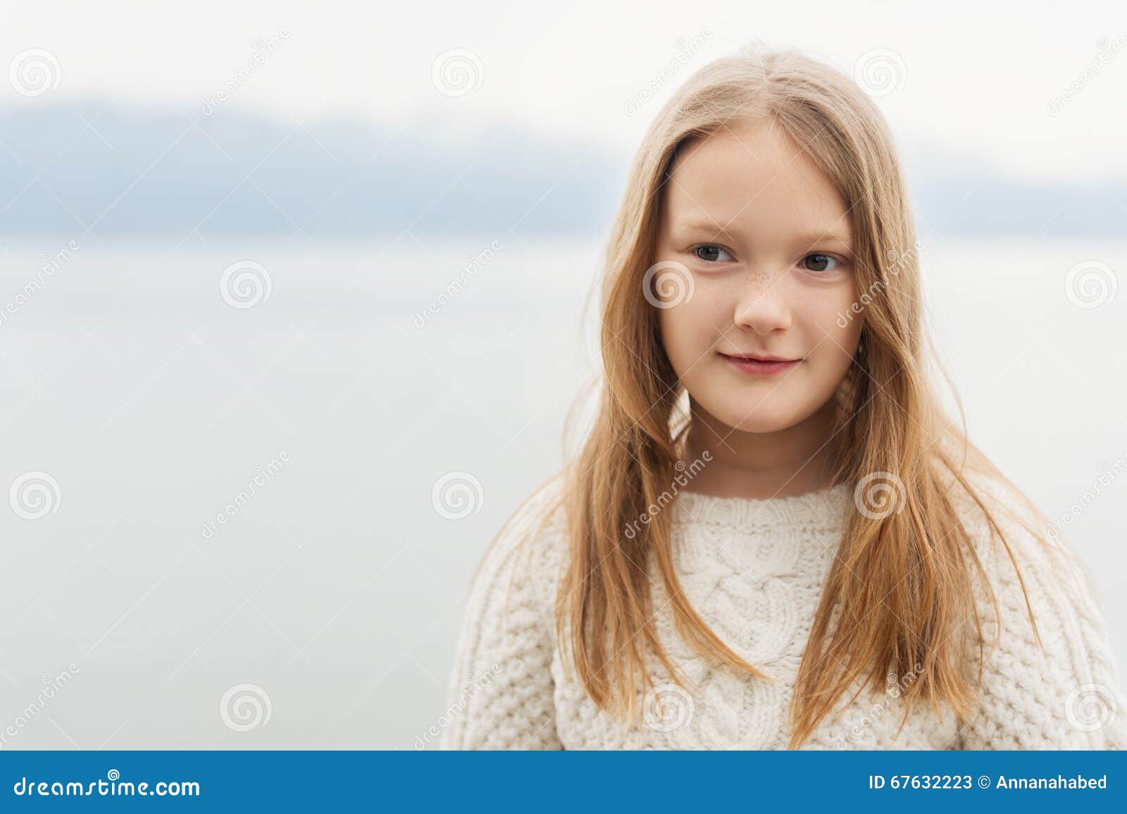 Portrait of a Cute Little Girl Stock Image - Image of casual, eyes ...