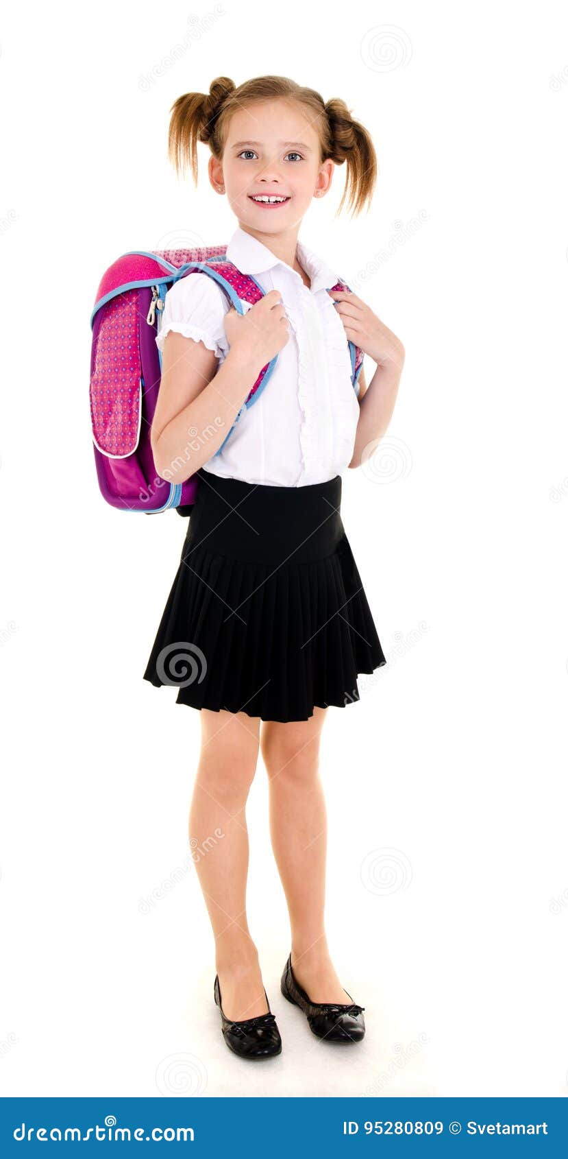 Enfant Avec Le Sac à Dos Tenant Un Football Image stock - Image du sourire,  personne: 41920193