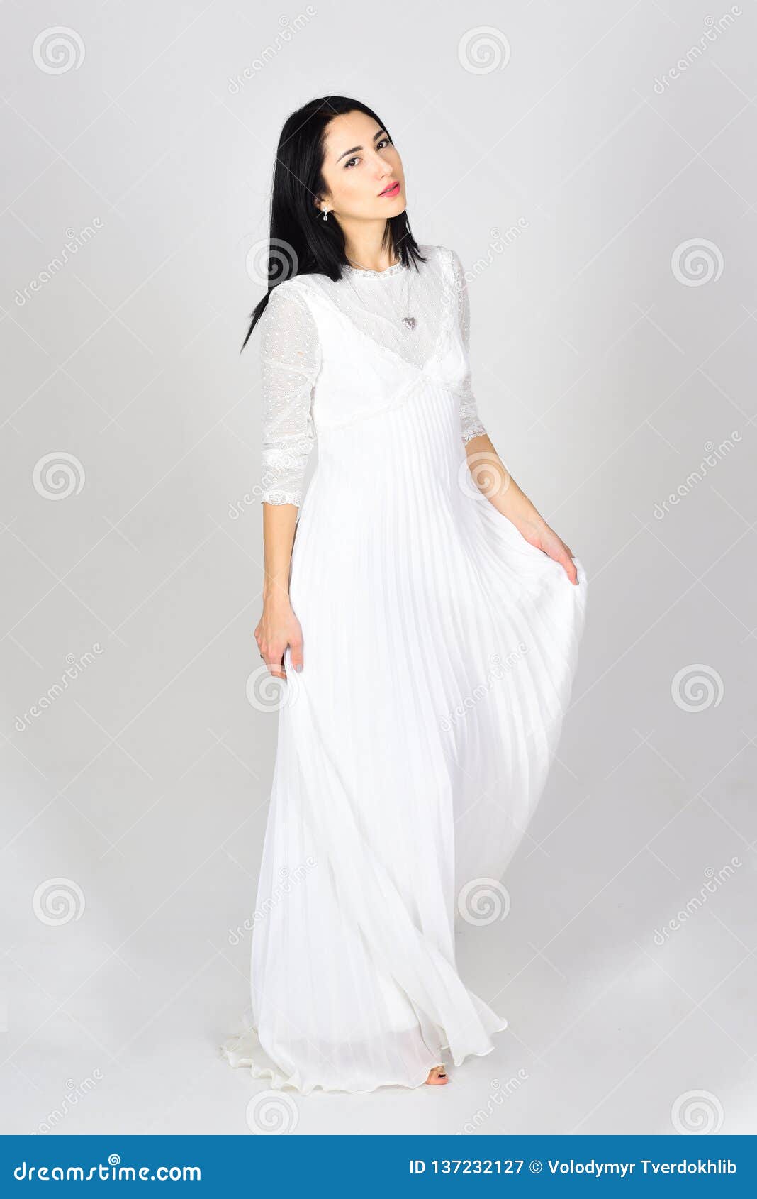 Portrait De Mode De Femme Mode De Robe De Mariage Femme Dans