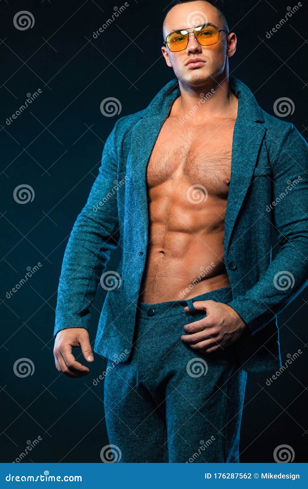 40s Attractive Sport Man Bodybuilder With Naked Torso 