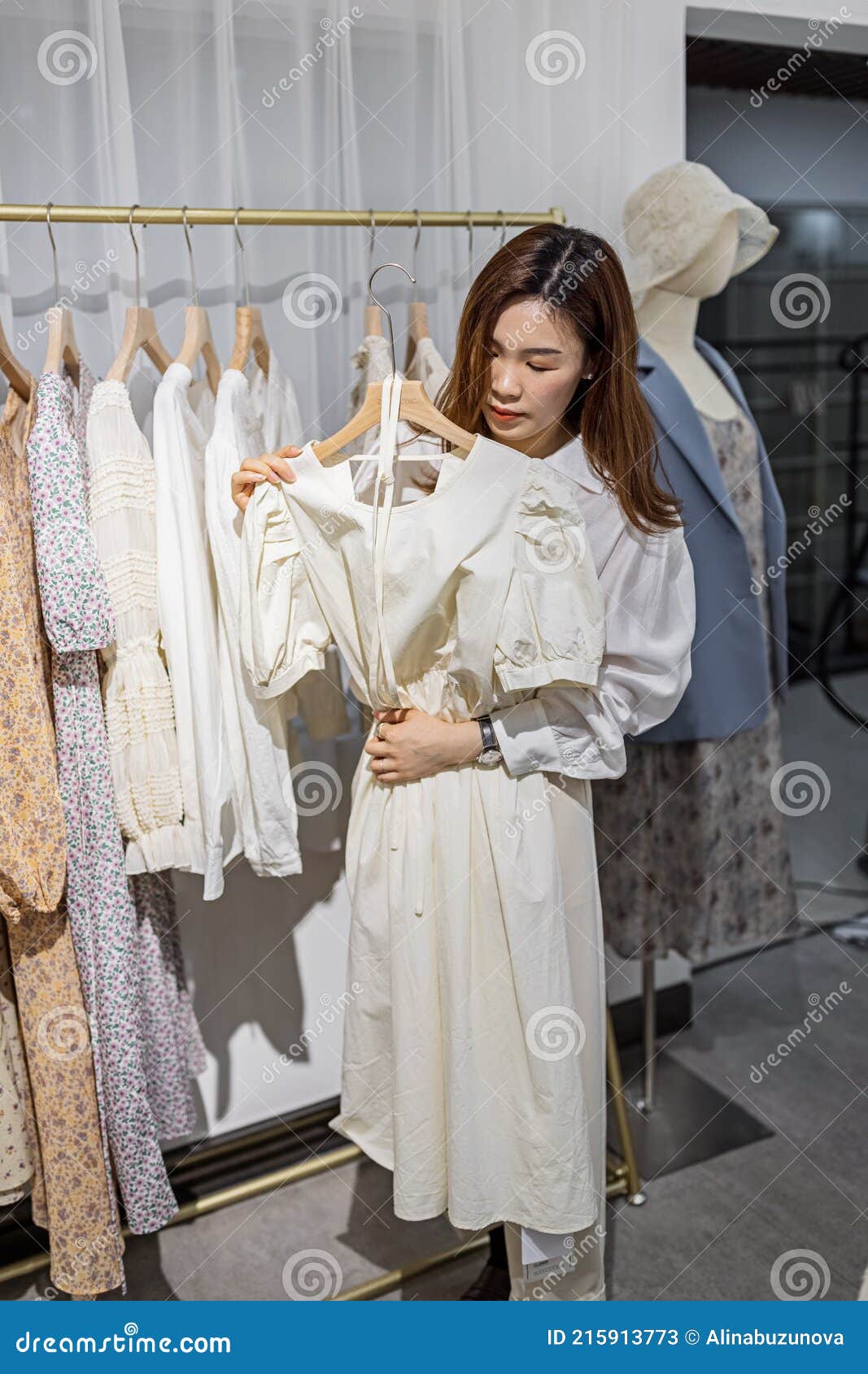 Portrait of Happy Female Asian Entrepreneur Working in Her Modern Store ...