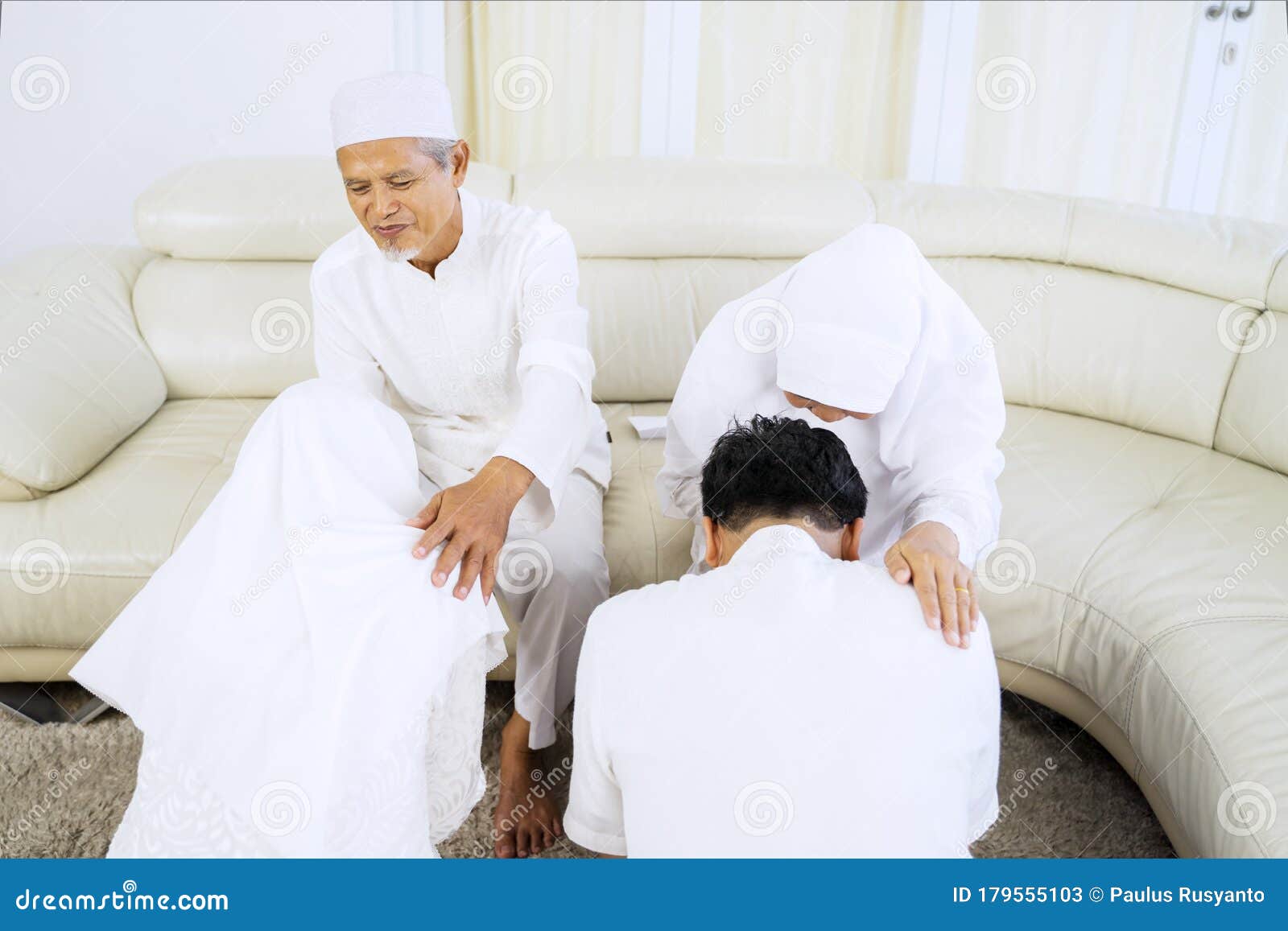 1600px x 1155px - Old Parents Islam Stock Photos - Free & Royalty-Free Stock Photos from  Dreamstime