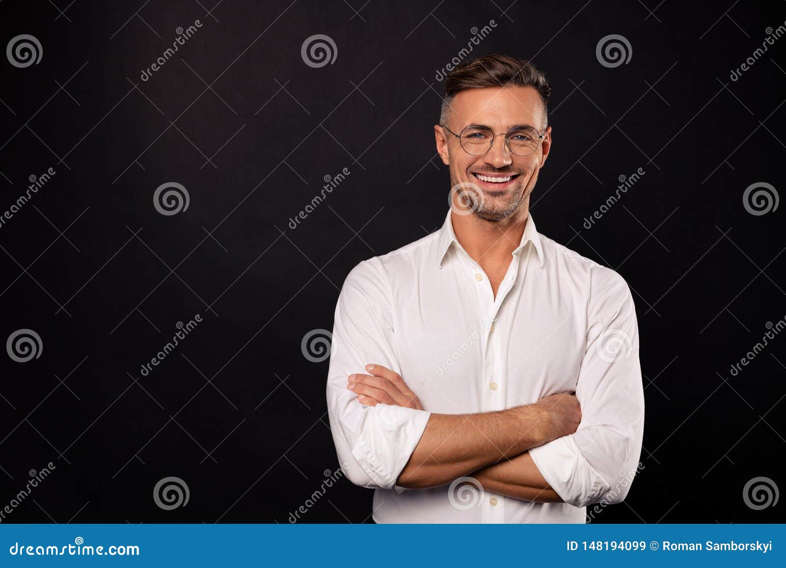 portrait of his he nice attractive content cheerful cheery guy geek it team lead consulting specialist expert shark